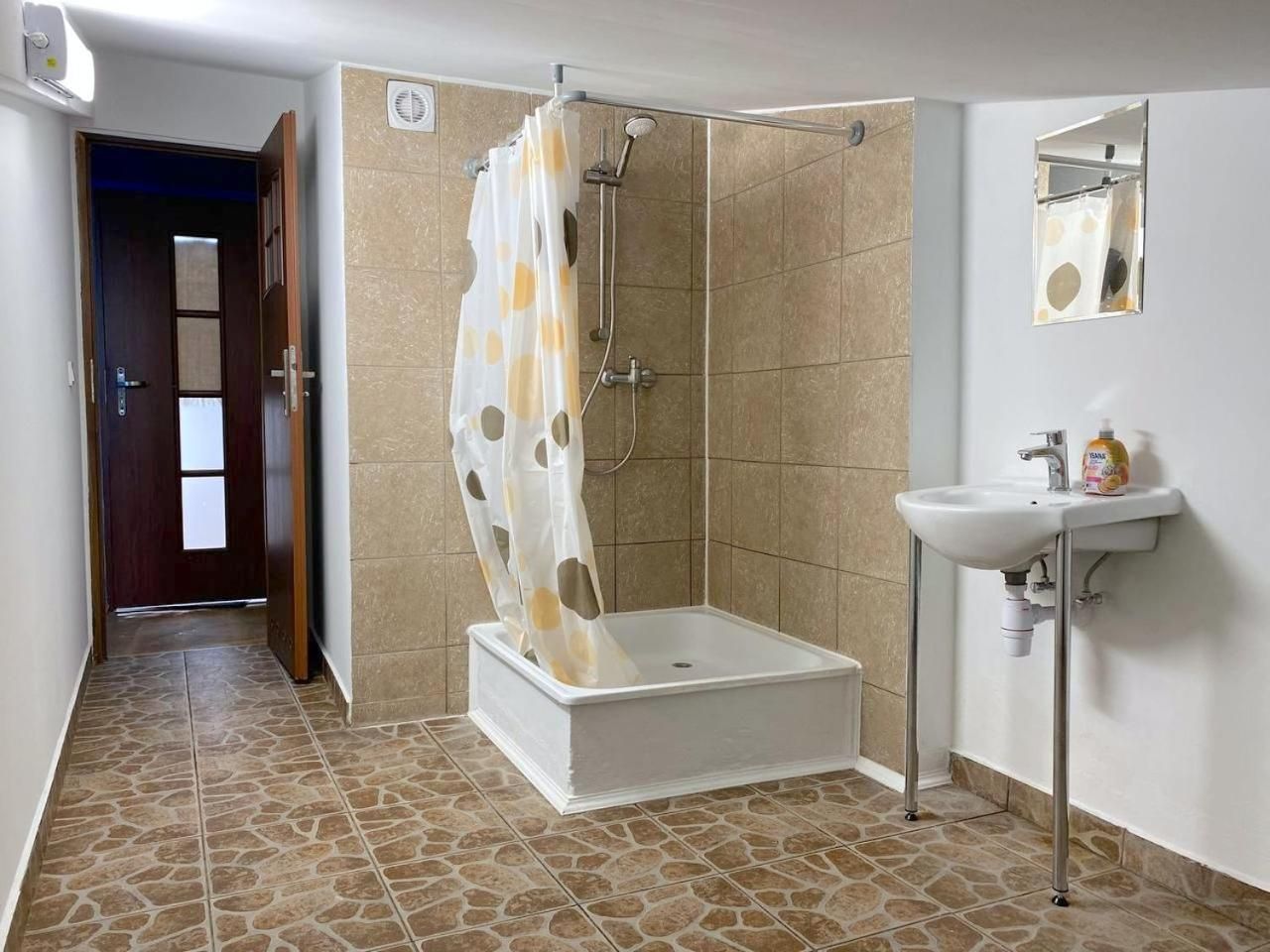Single Room with Shared Shower and Toilet