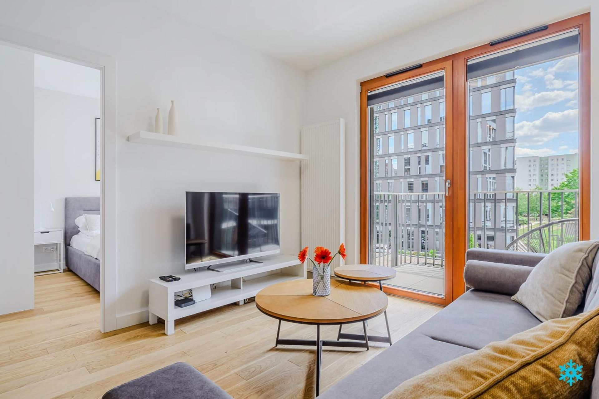 Deluxe One-Bedroom Apartment