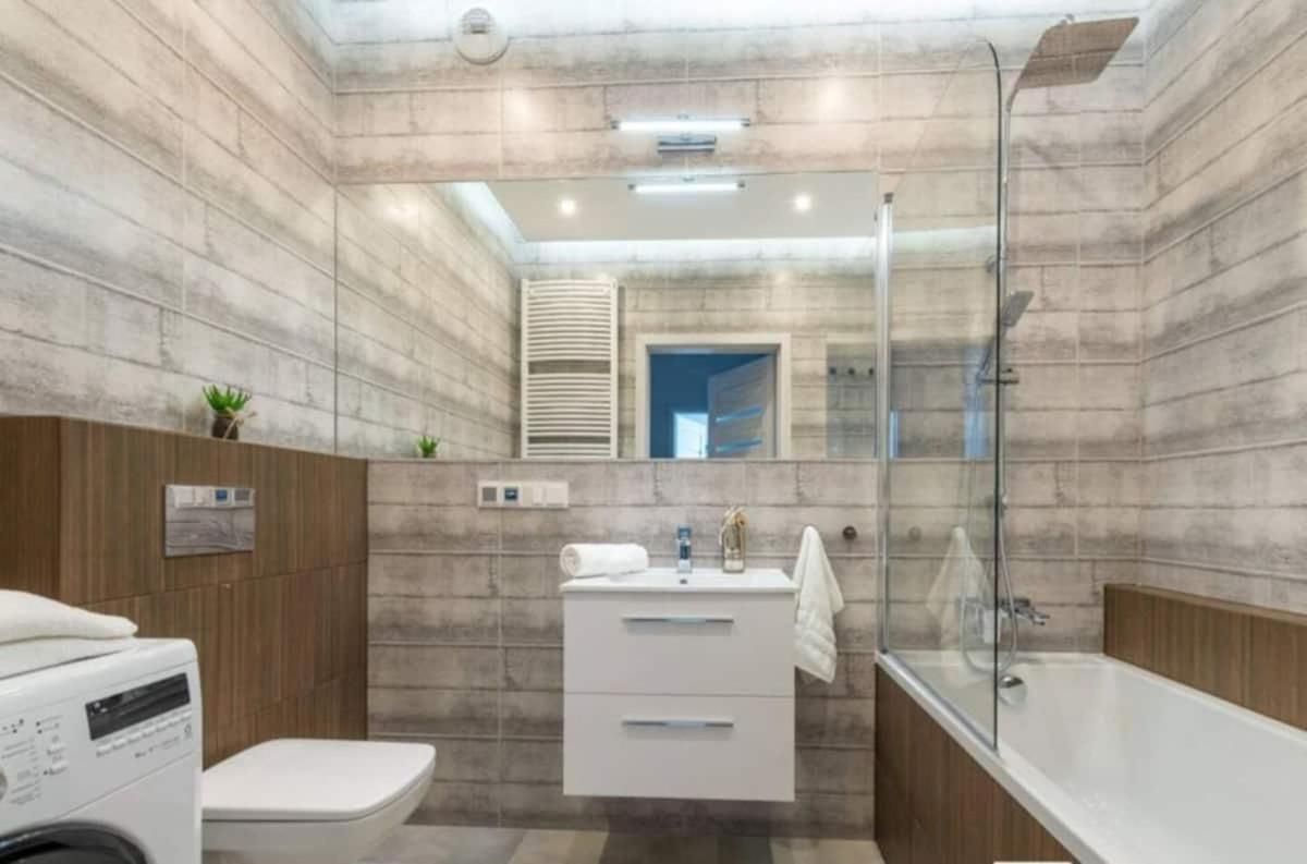 Close to Chopin airport, Moduo Cybernetyki, free parking by Cosmo Spirit Apartment with Balcony