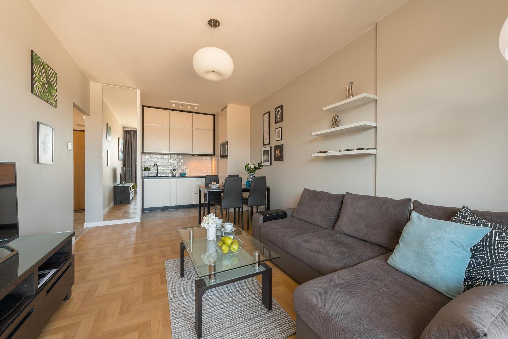One-Bedroom Apartment