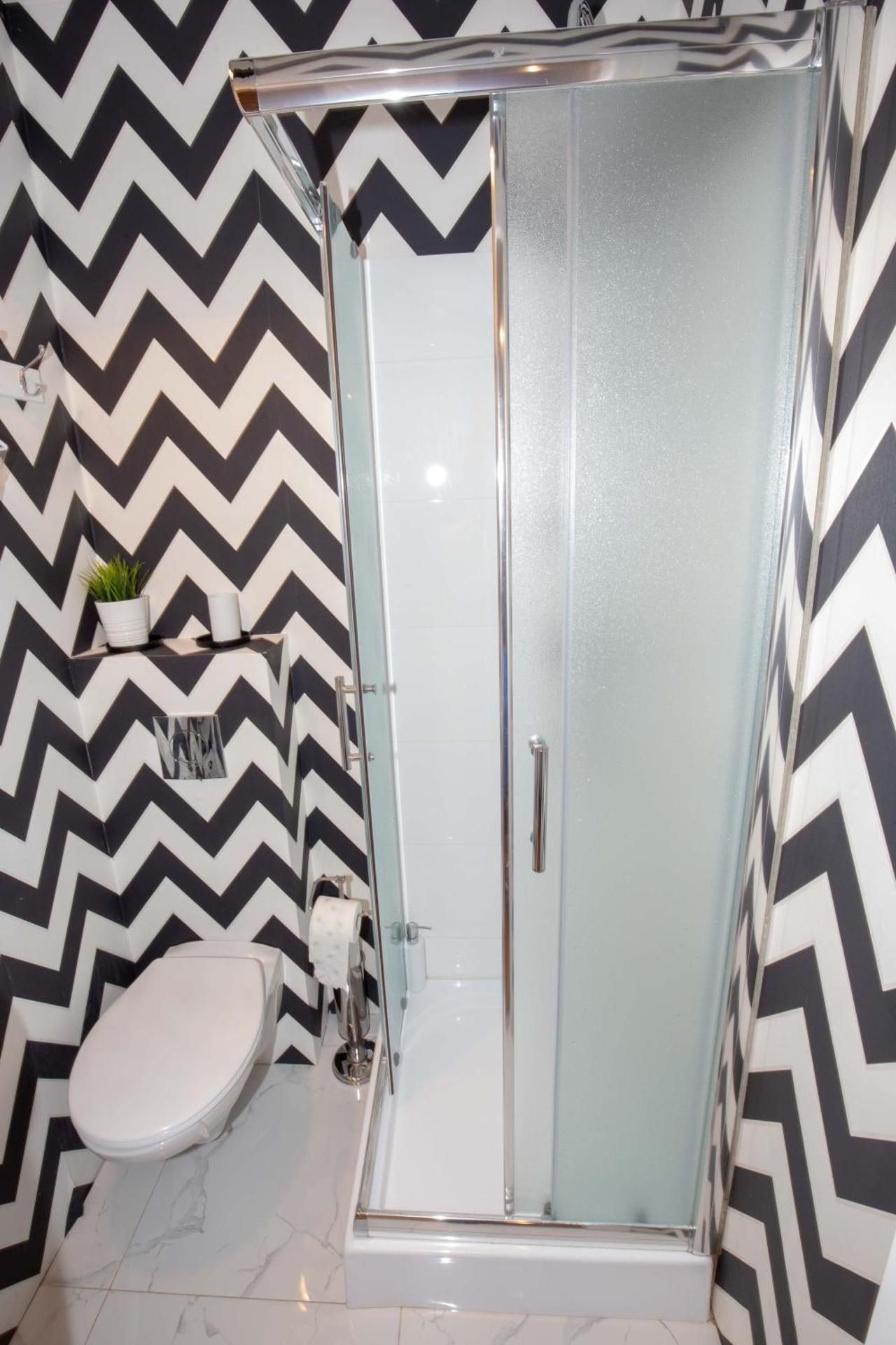 King Room with Balcony and Private Bathroom