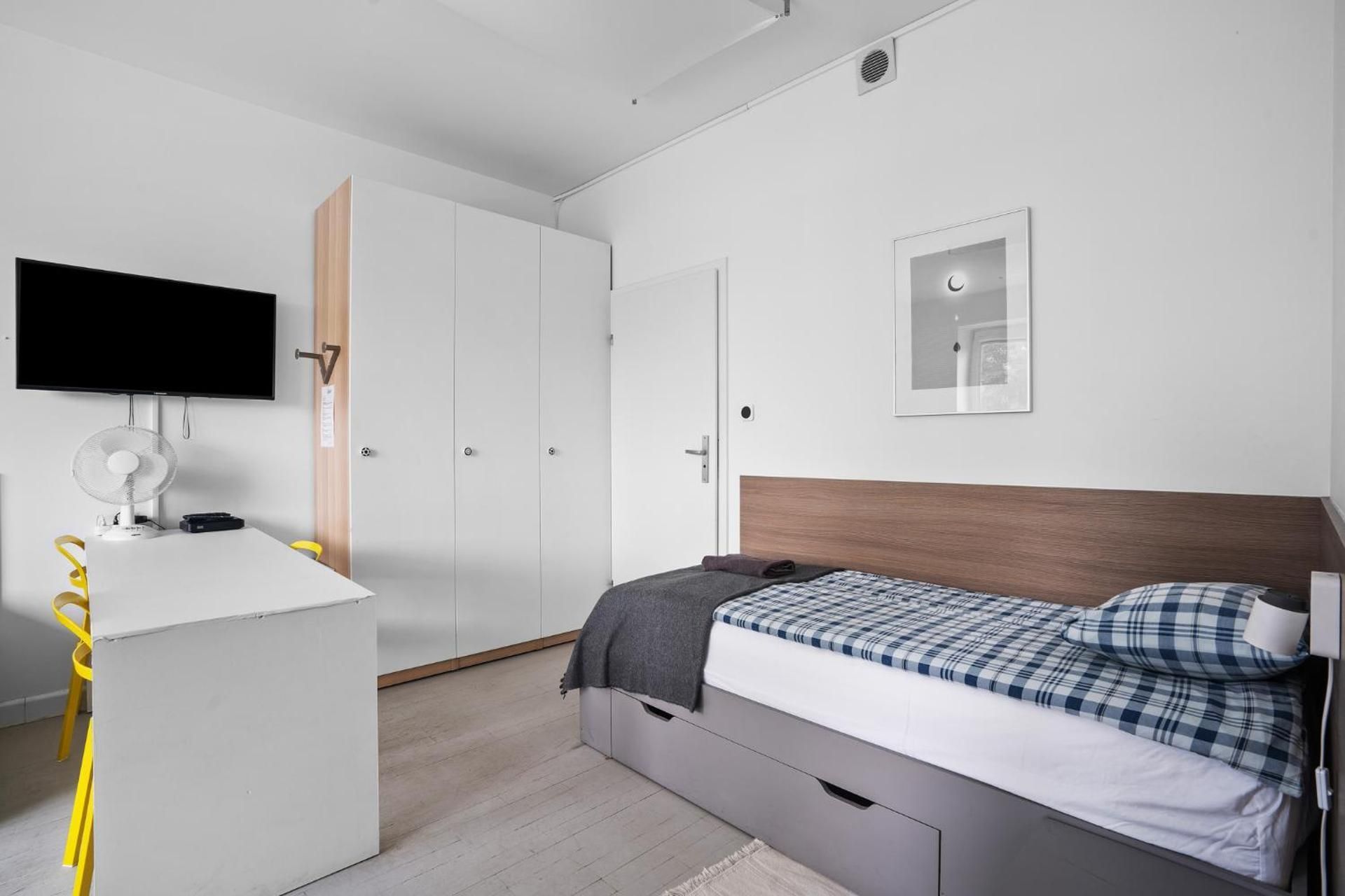 Triple Room with Shower