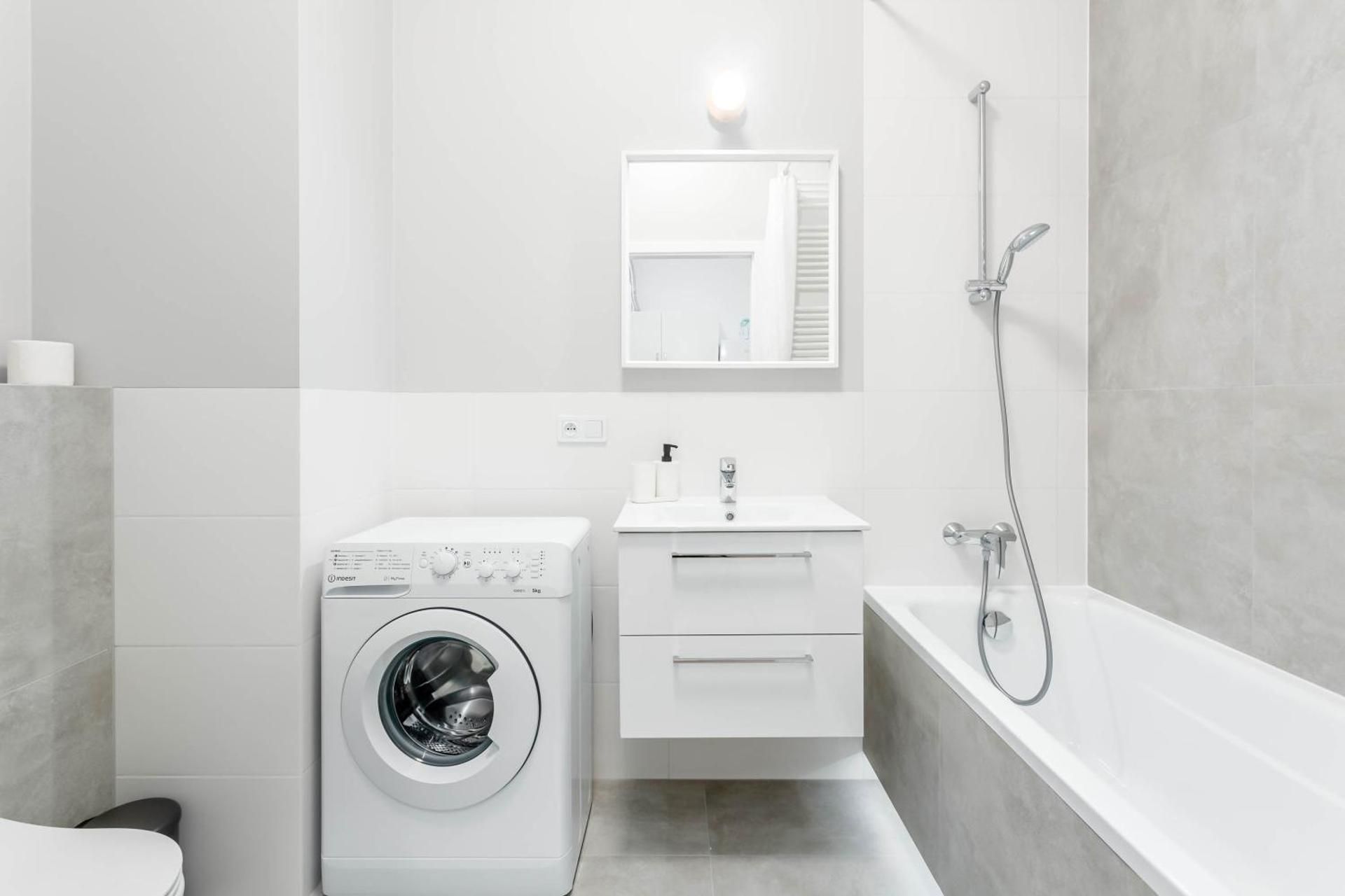 One-Bedroom Apartment (without parking)