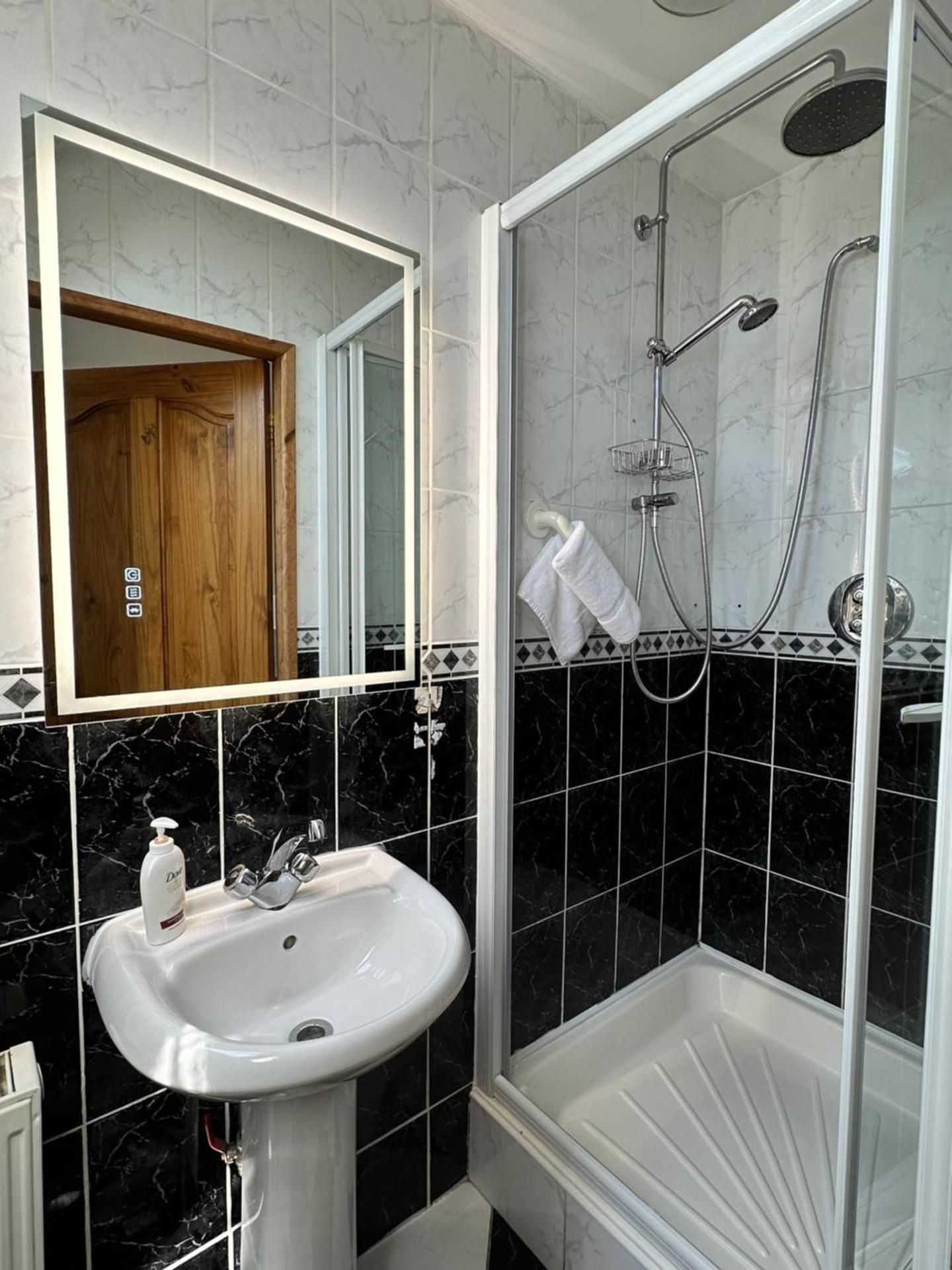 Triple Room with Private Bathroom