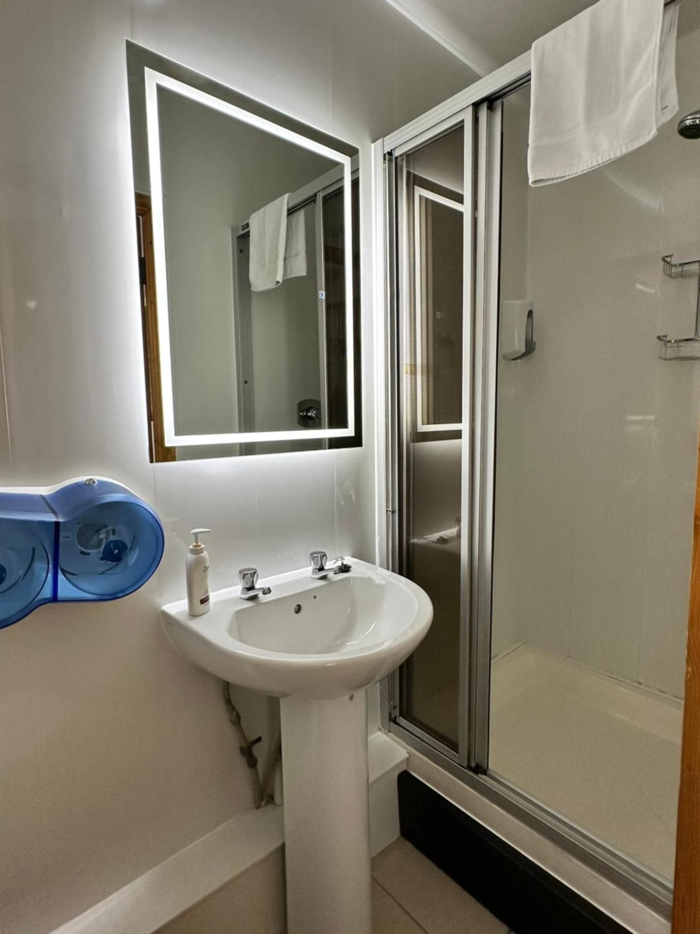 Twin Room with Private Bathroom