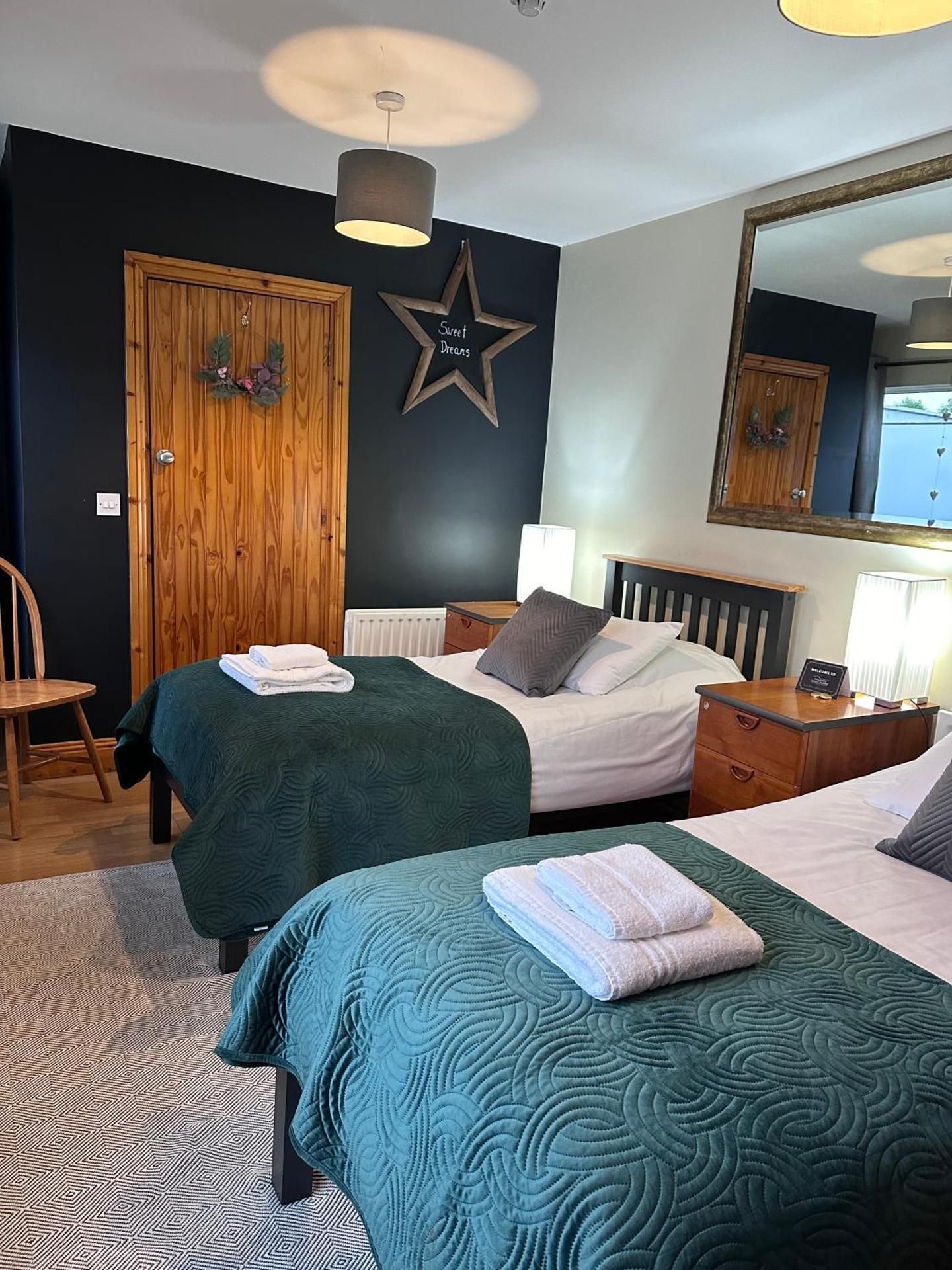Twin Room with Private Bathroom