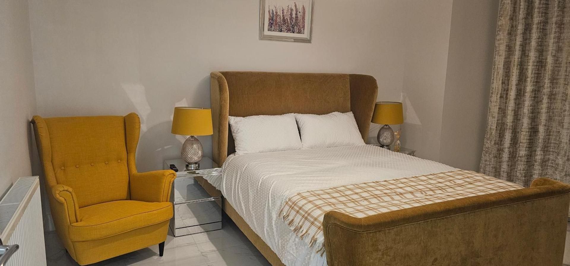 Deluxe King Room