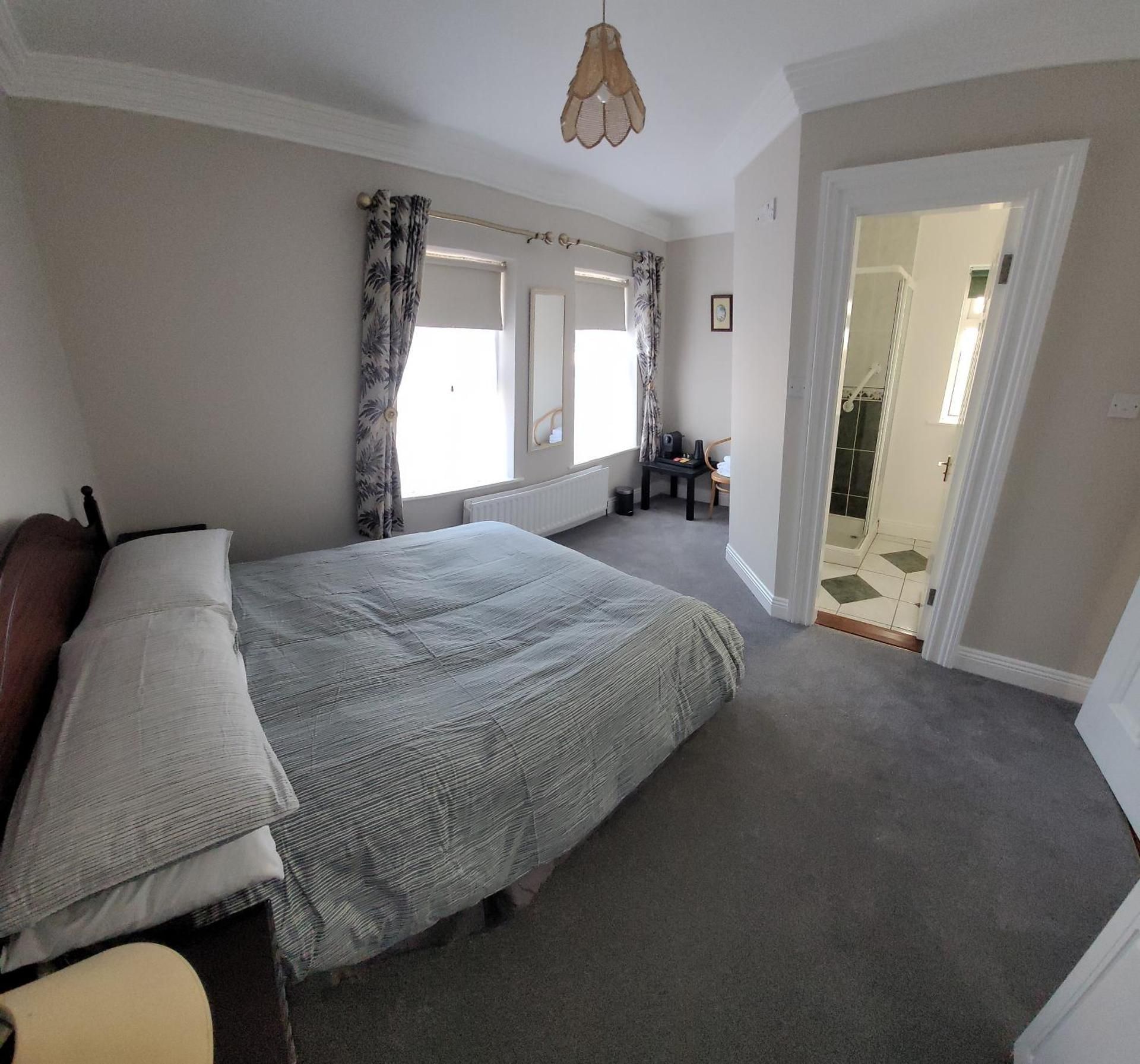 Double Room with Private Bathroom