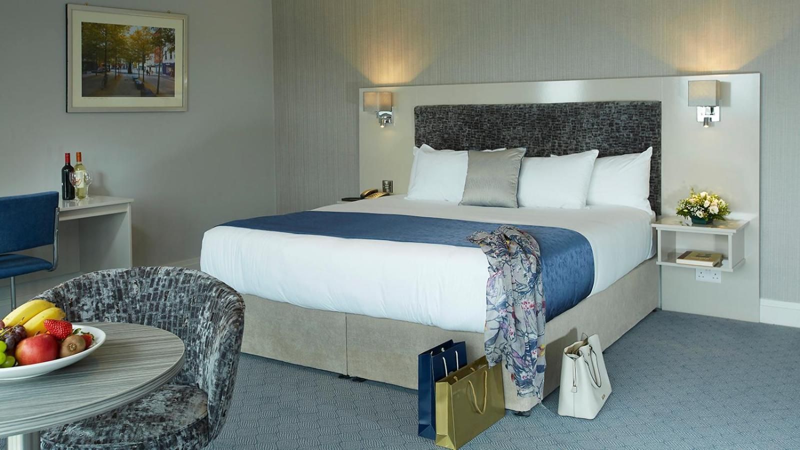 Deluxe King Room