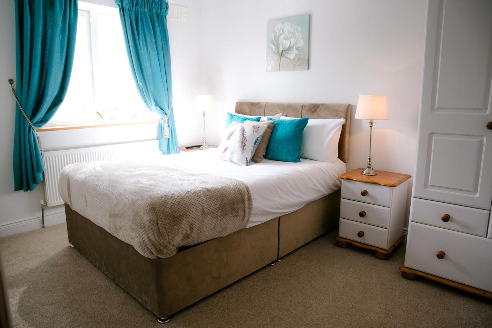 Deluxe Double Room with Shower