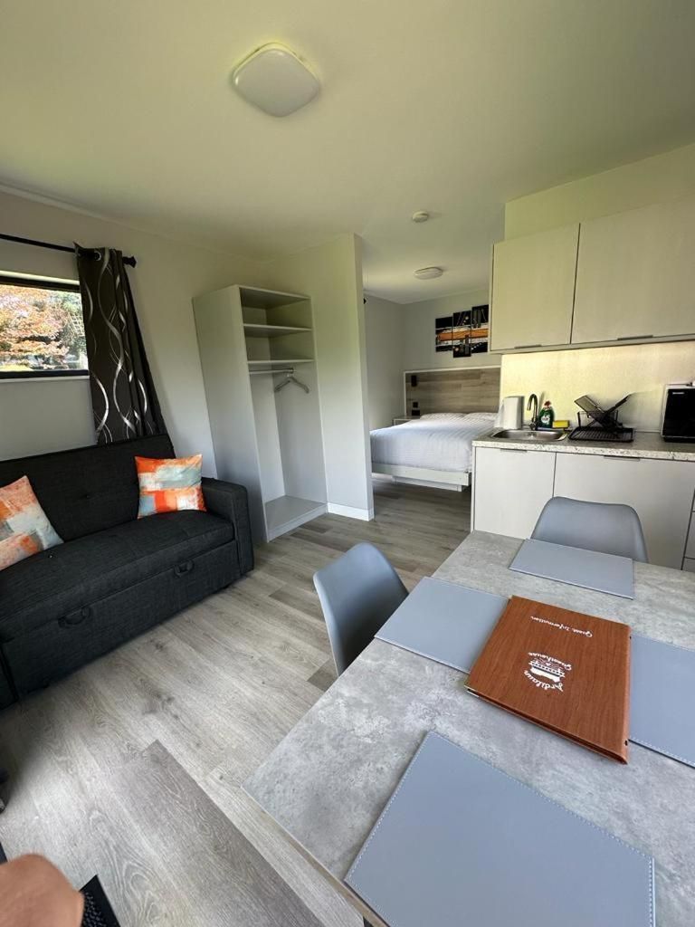 Deluxe Bungalow with Garden View