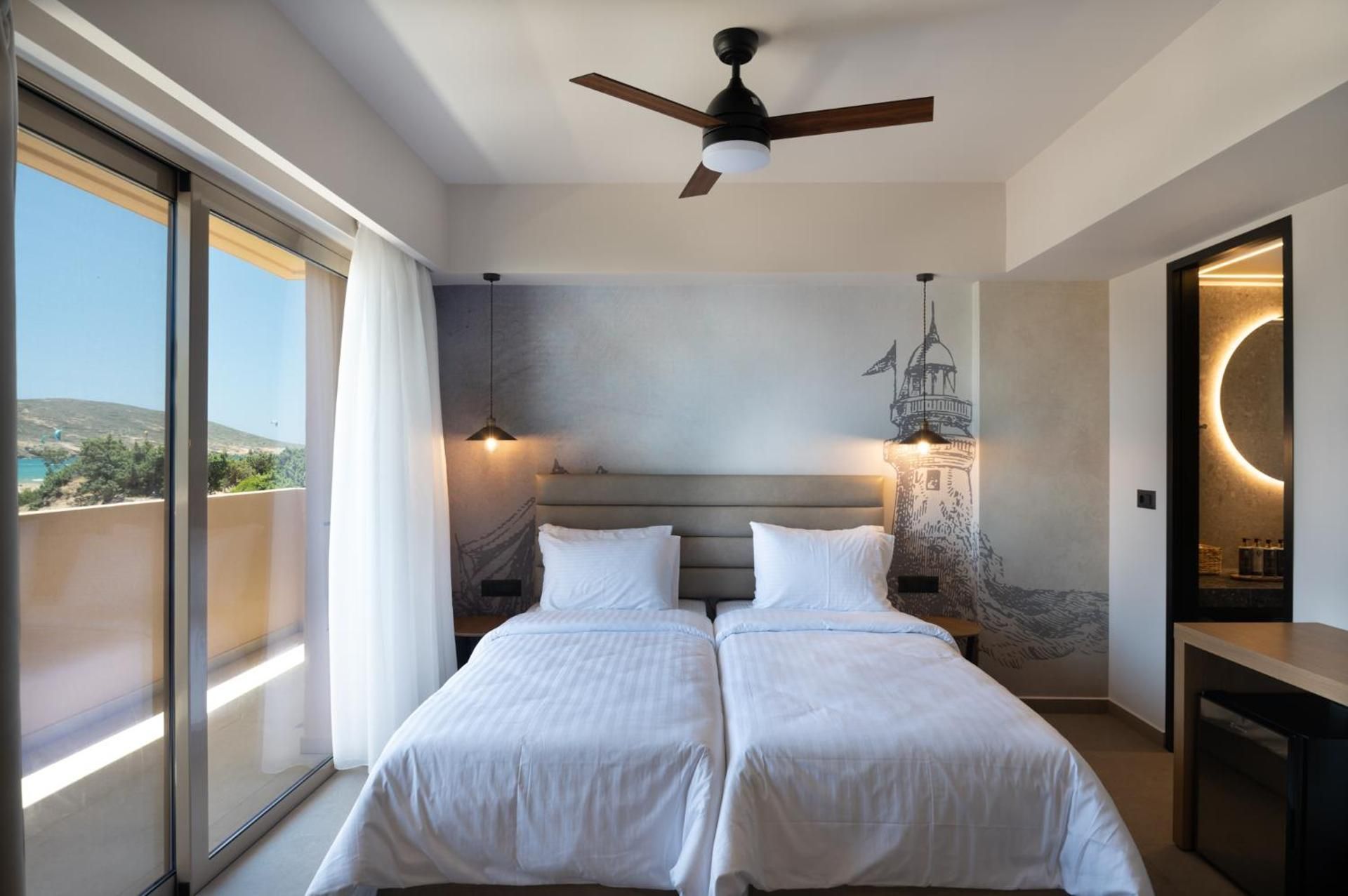 Deluxe Double or Twin Room with Sea View
