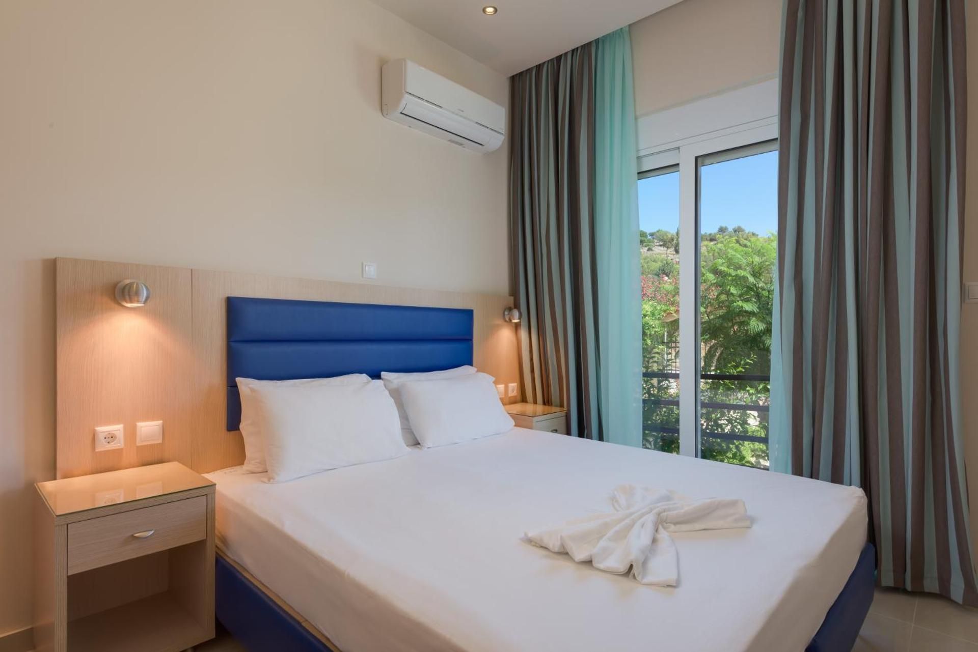 Deluxe Double Room with Sea View