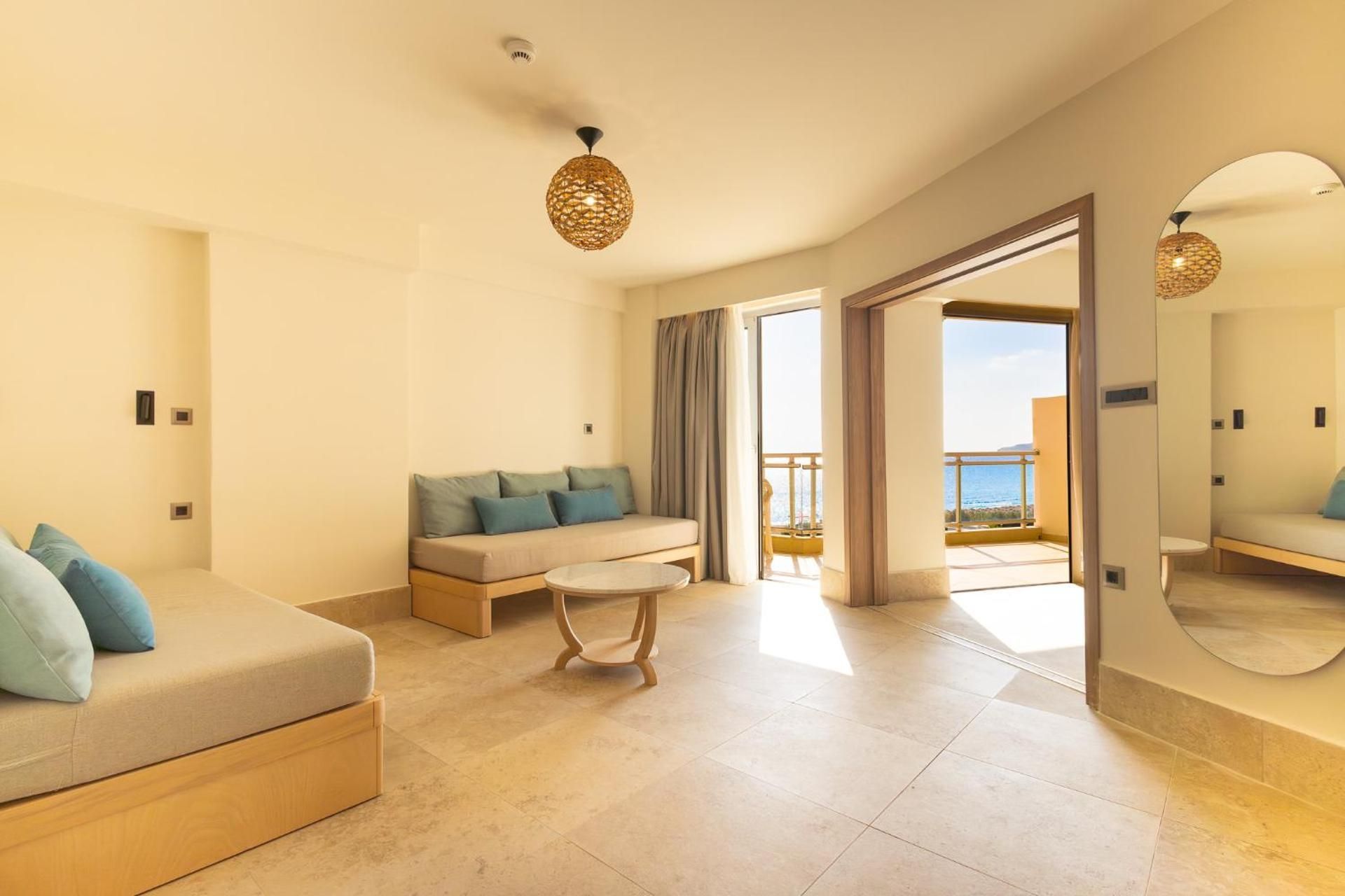 Pegasos Deluxe Beach Hotel