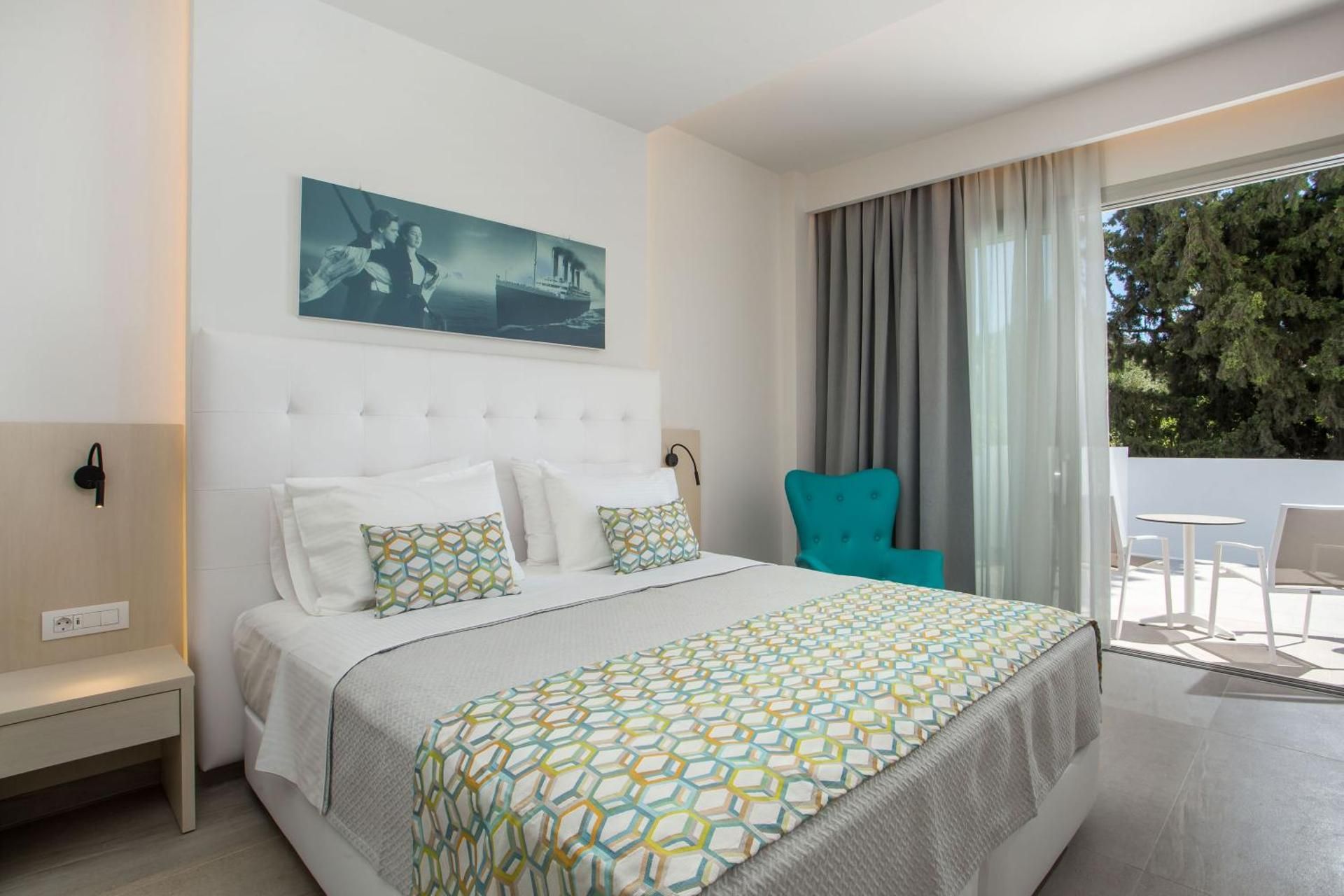 Superior Queen Room