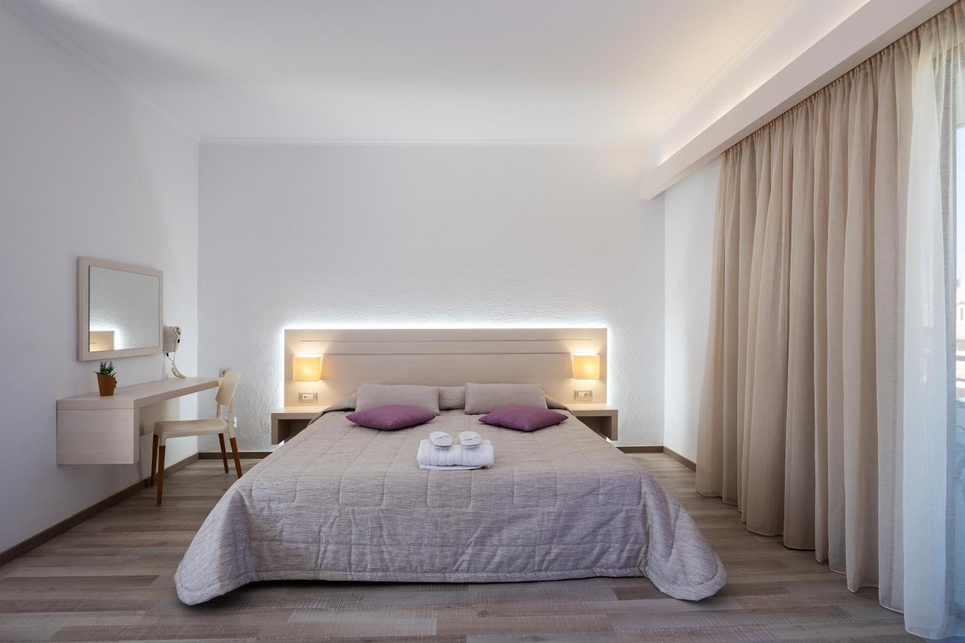 Junior Suite with Balcony