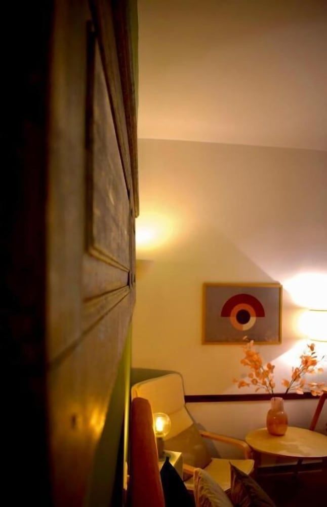 Carmen Art Hotel Deluxe Double Room 12