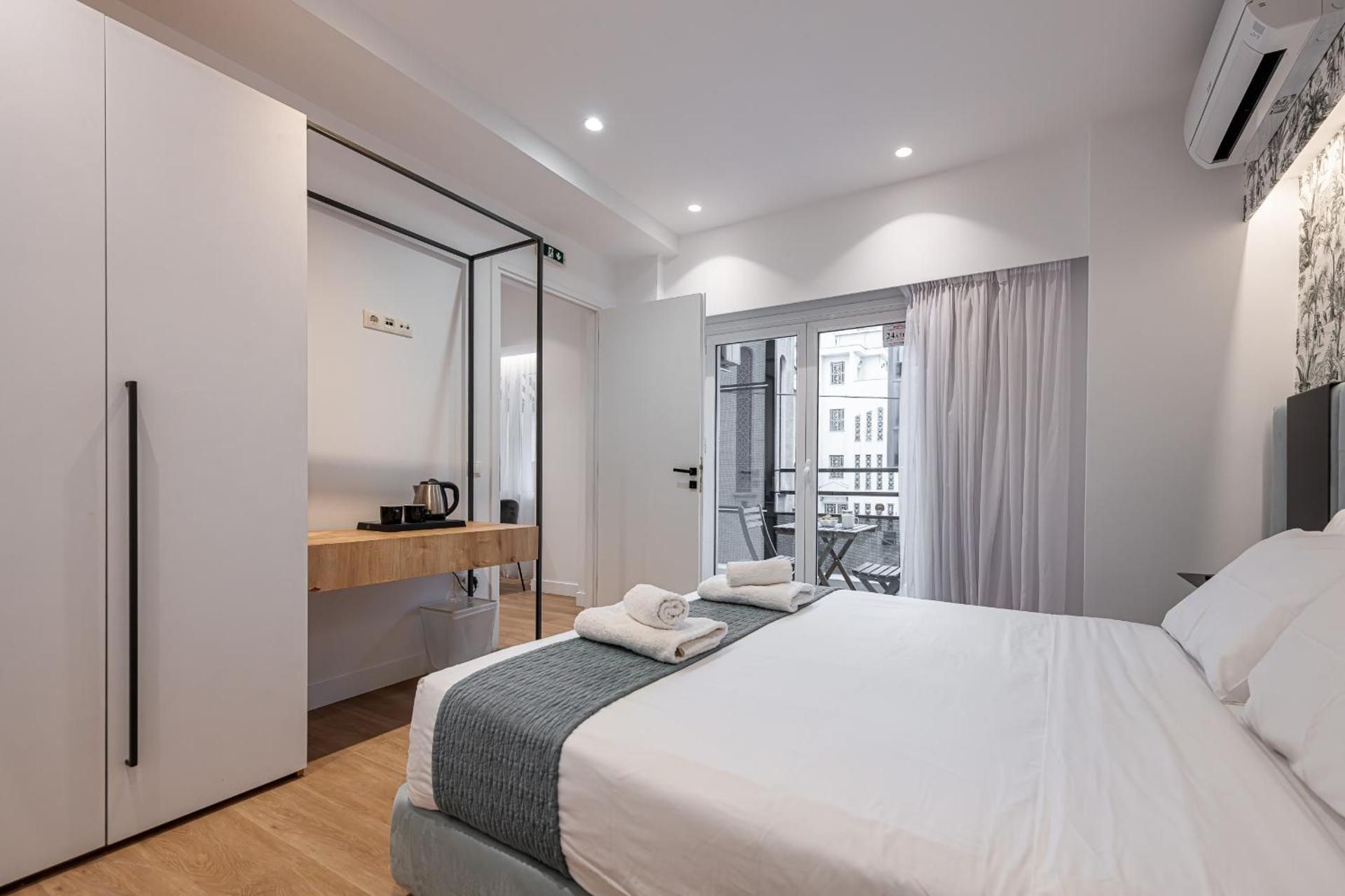 Large Double Room
