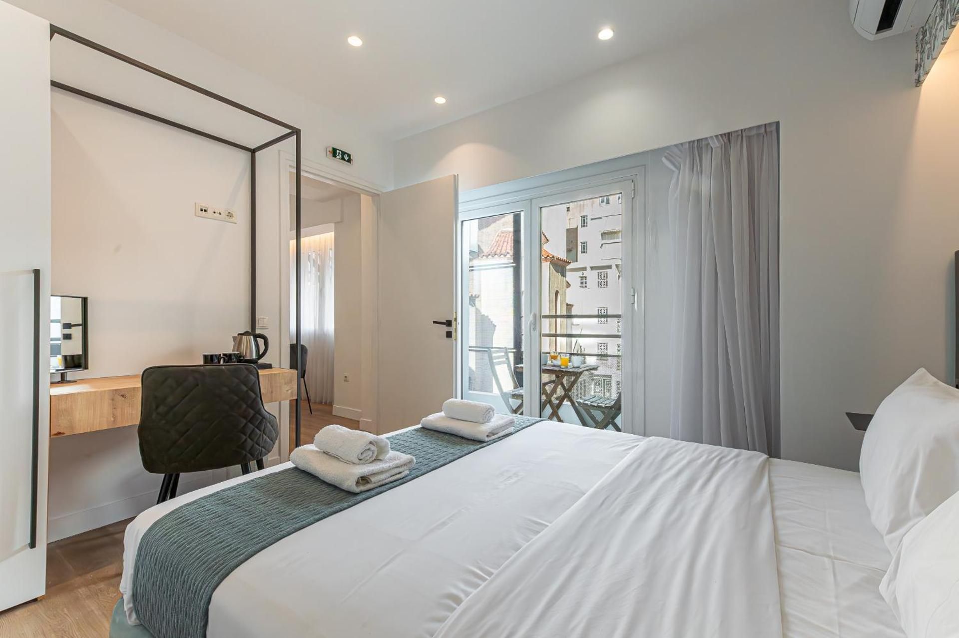 Deluxe Double Room with Balcony