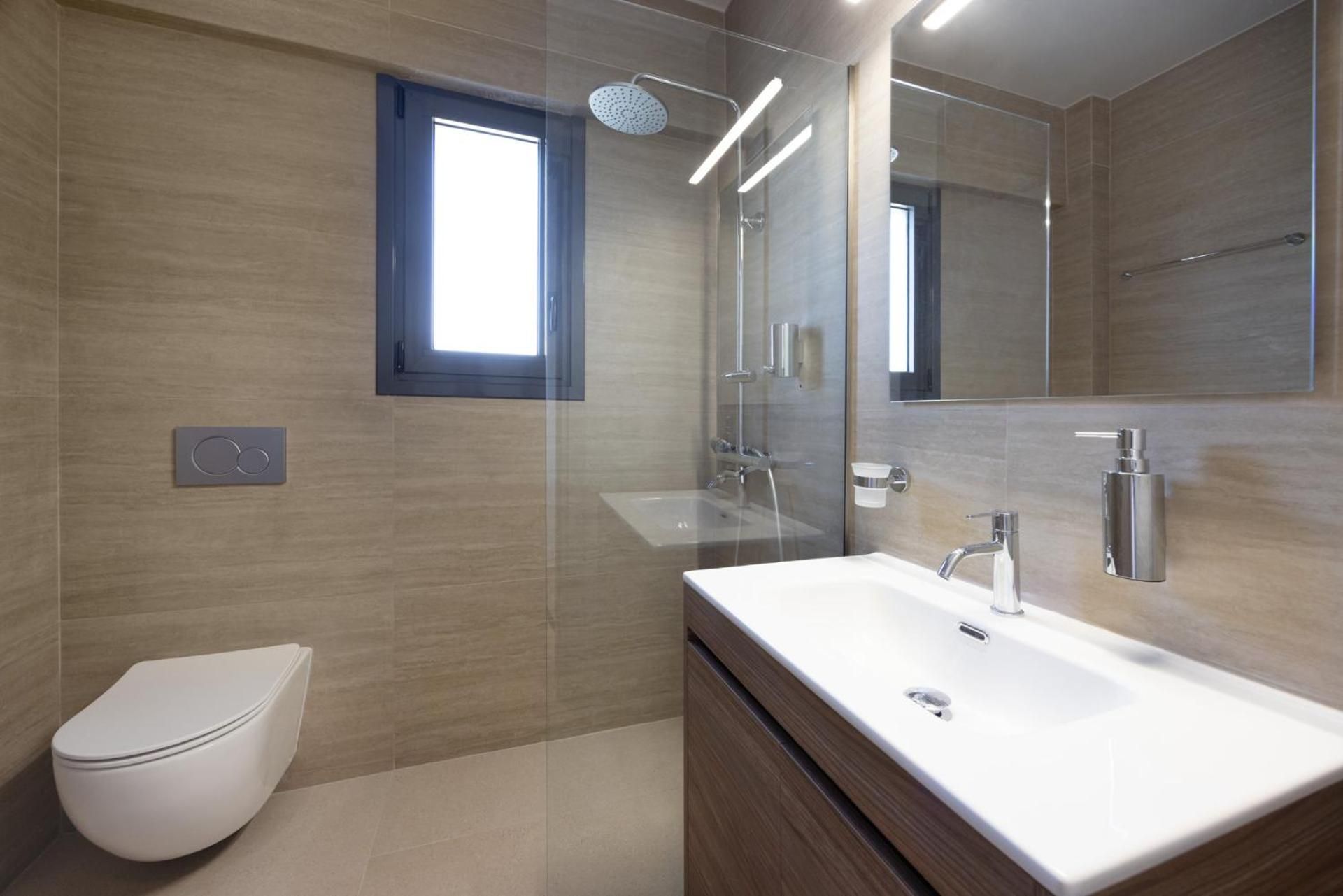 Apartment with One Single Bed and Balcony - Non-Smoking