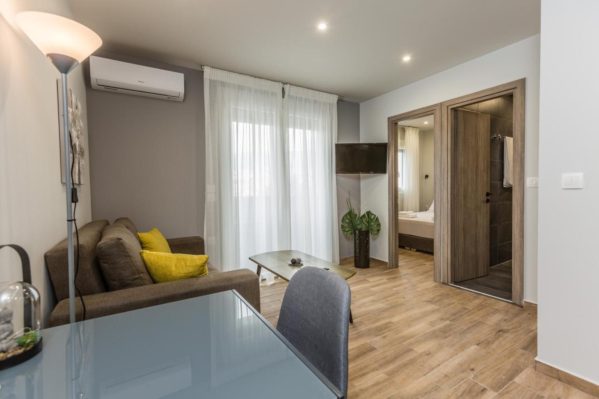 Standard Apartment