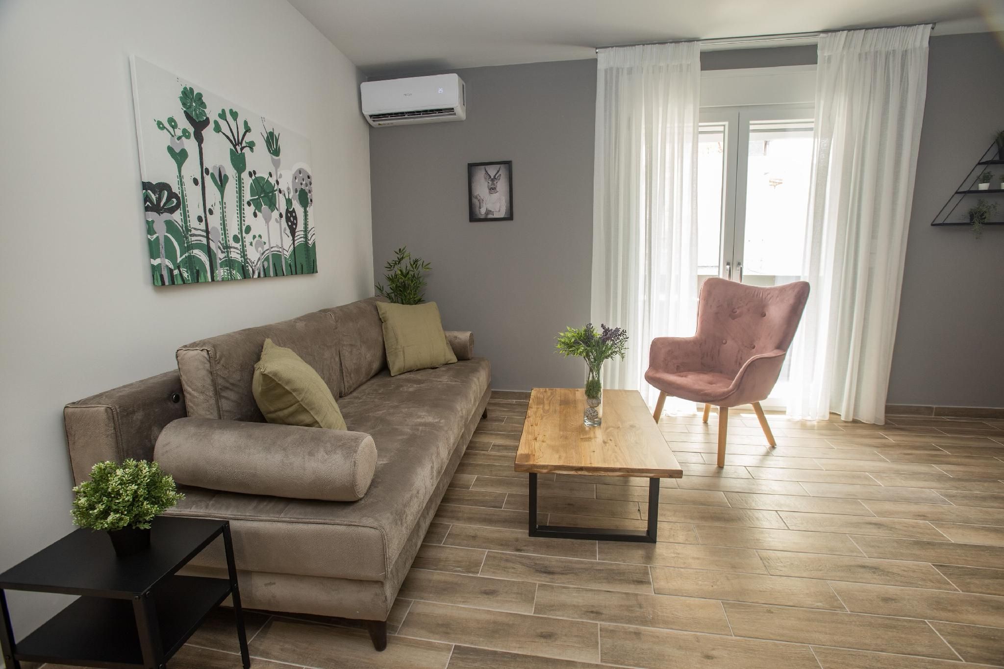 Superior Apartment