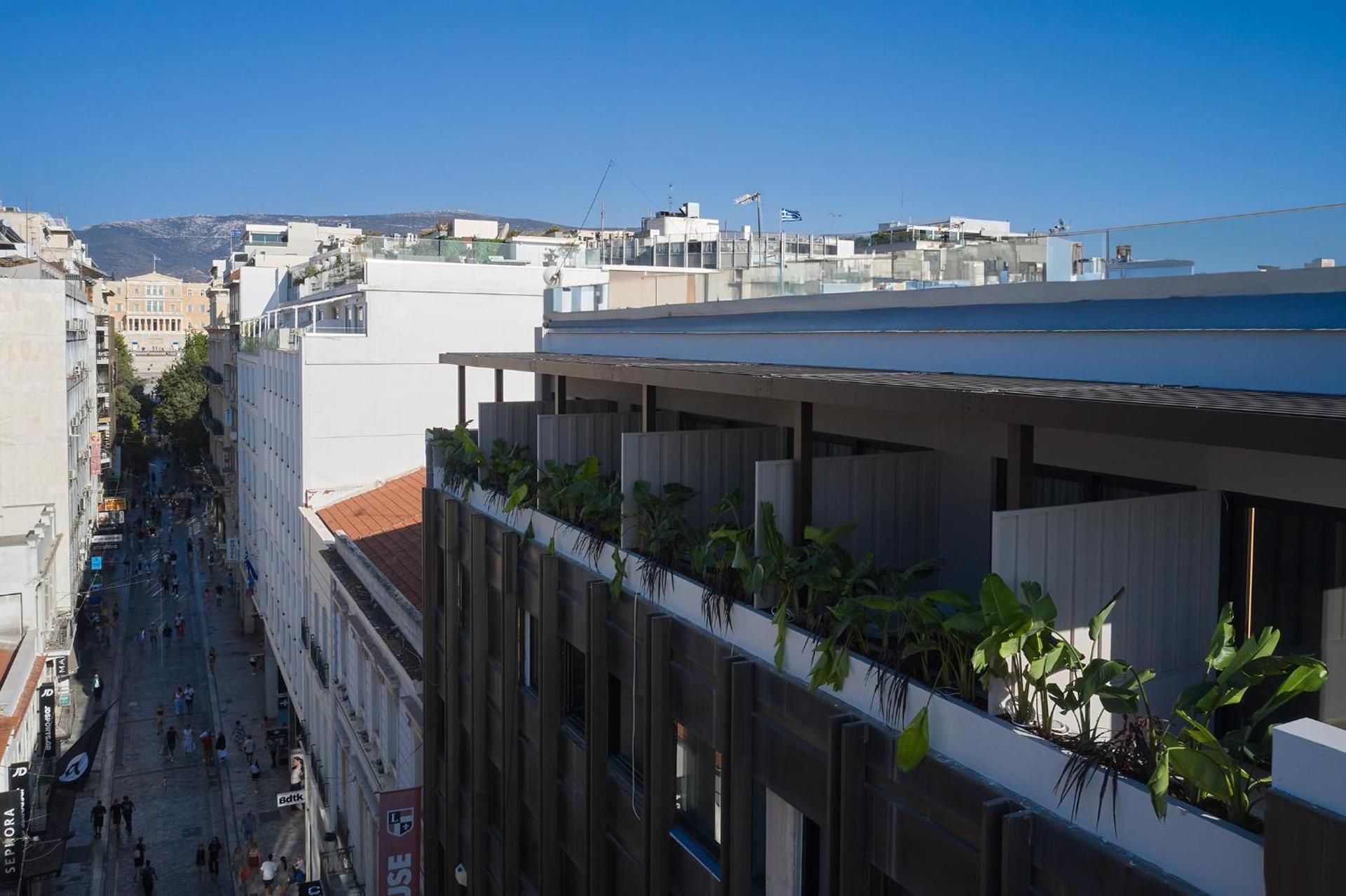 Nur Edge Aparthotel - Acropolis Skyline