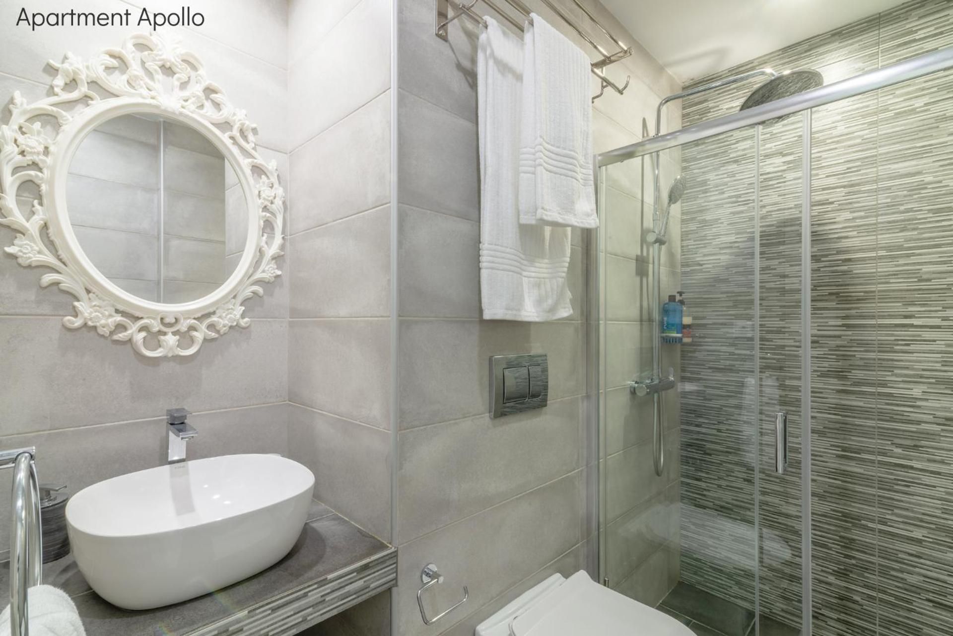 Deluxe Apartment Apollo with Terrace