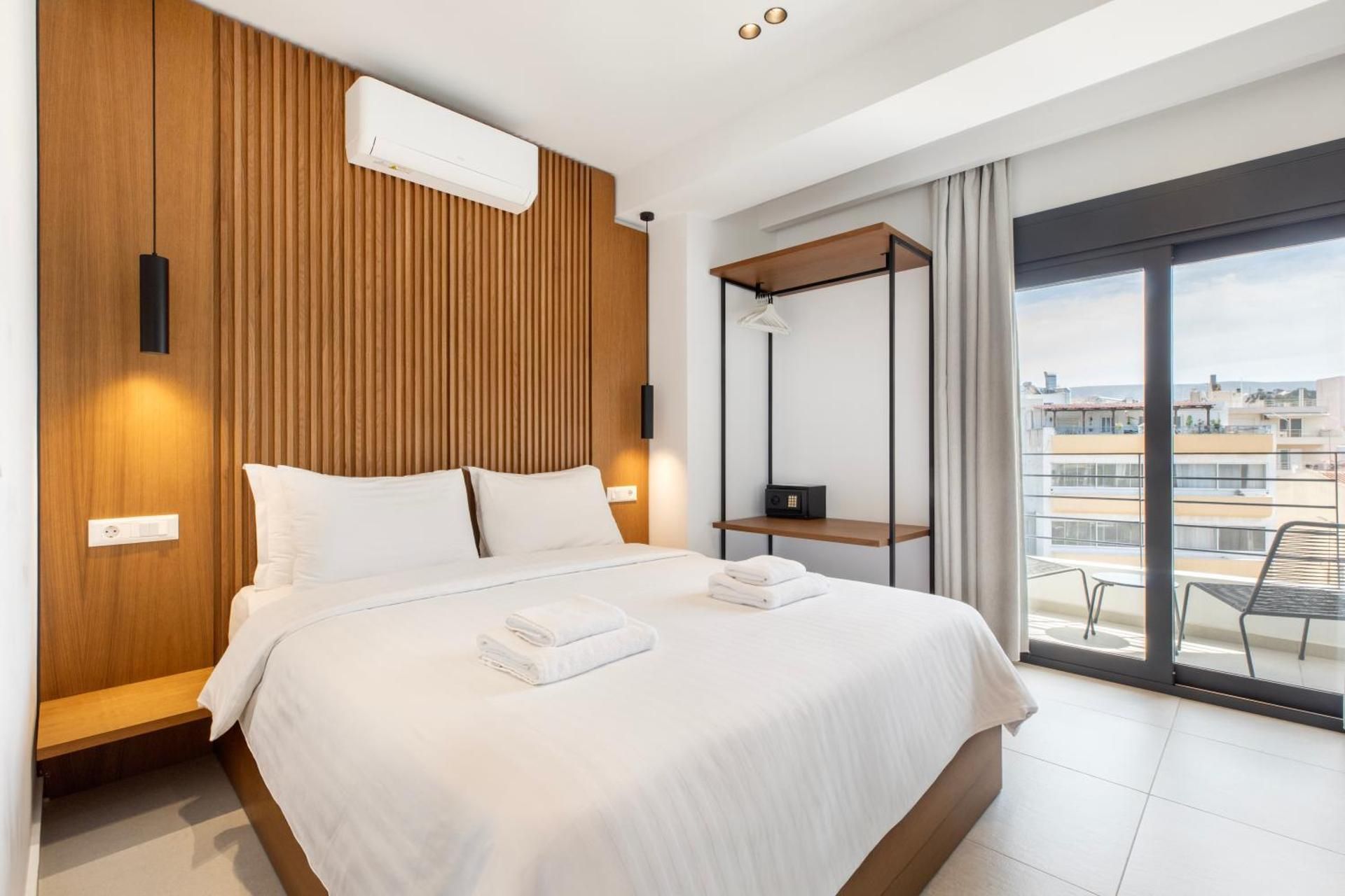 Superior Apartment with Acropolis View