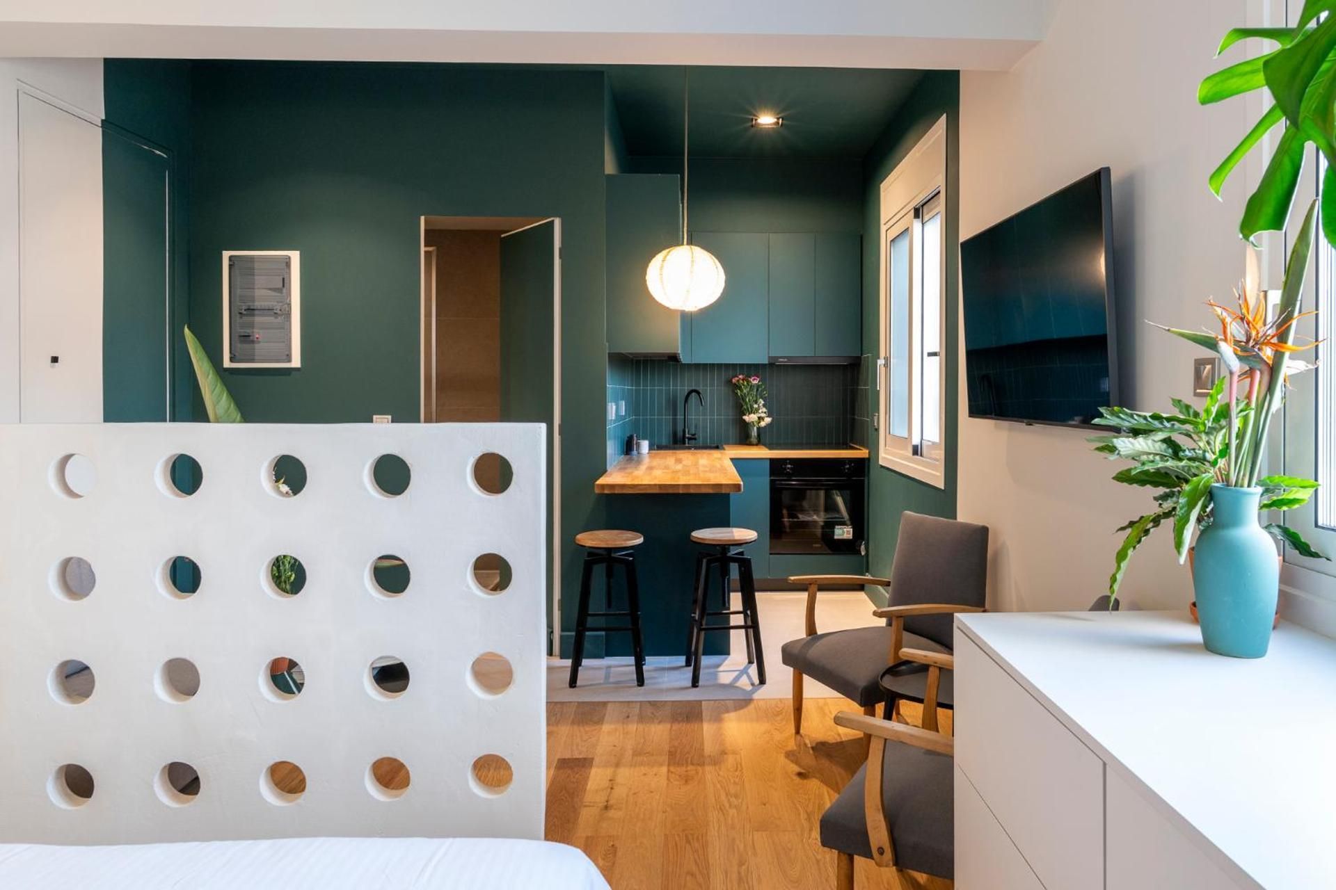 One-Bedroom Apartment