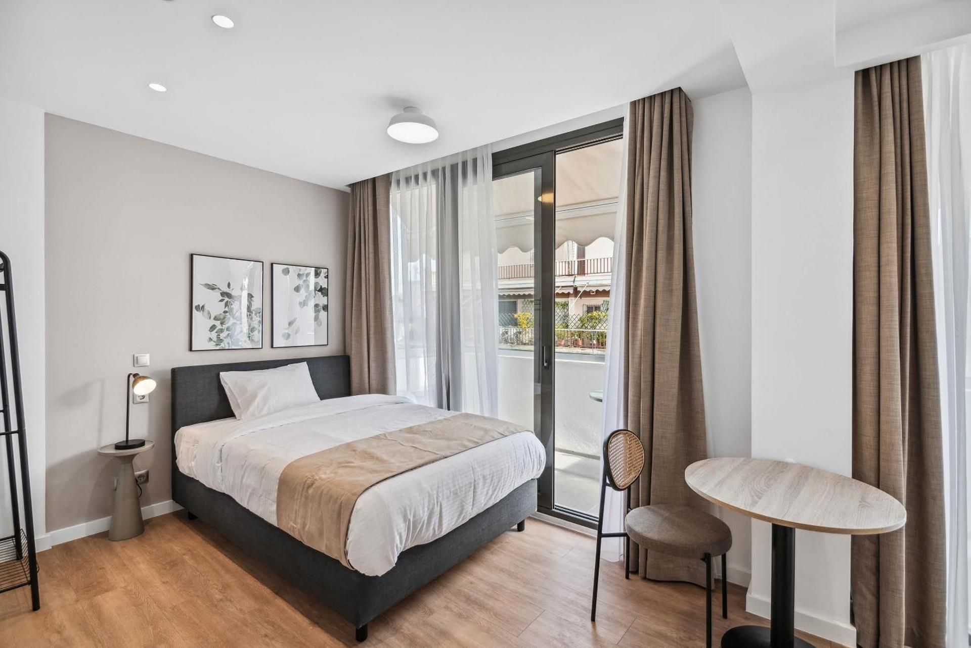  Comfort Single Suite with balcony