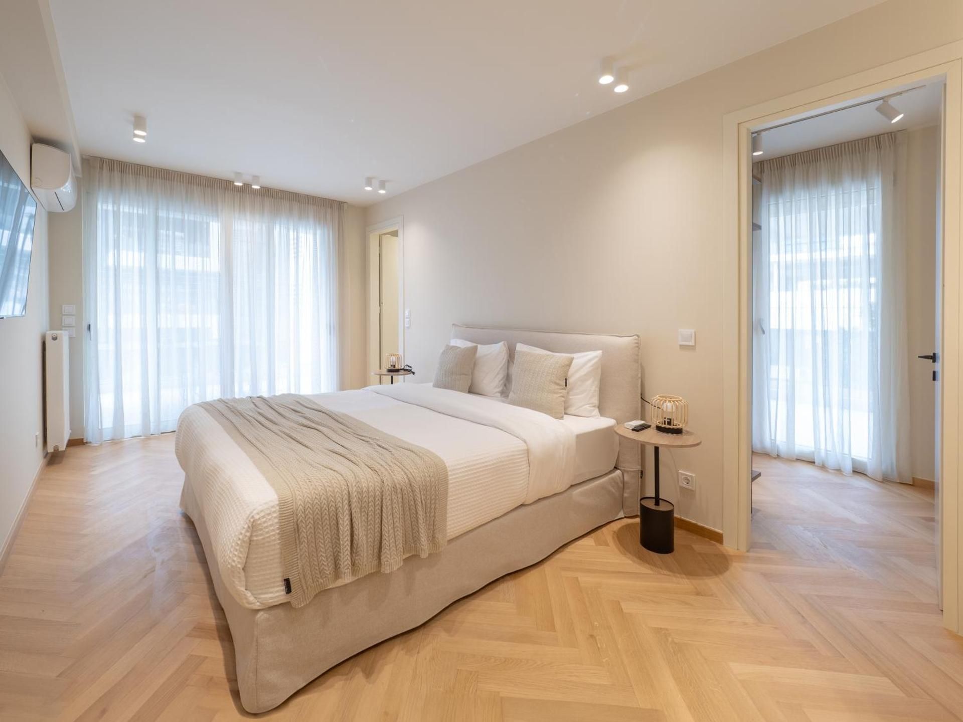 Three-Bedroom Apartment with Balcony