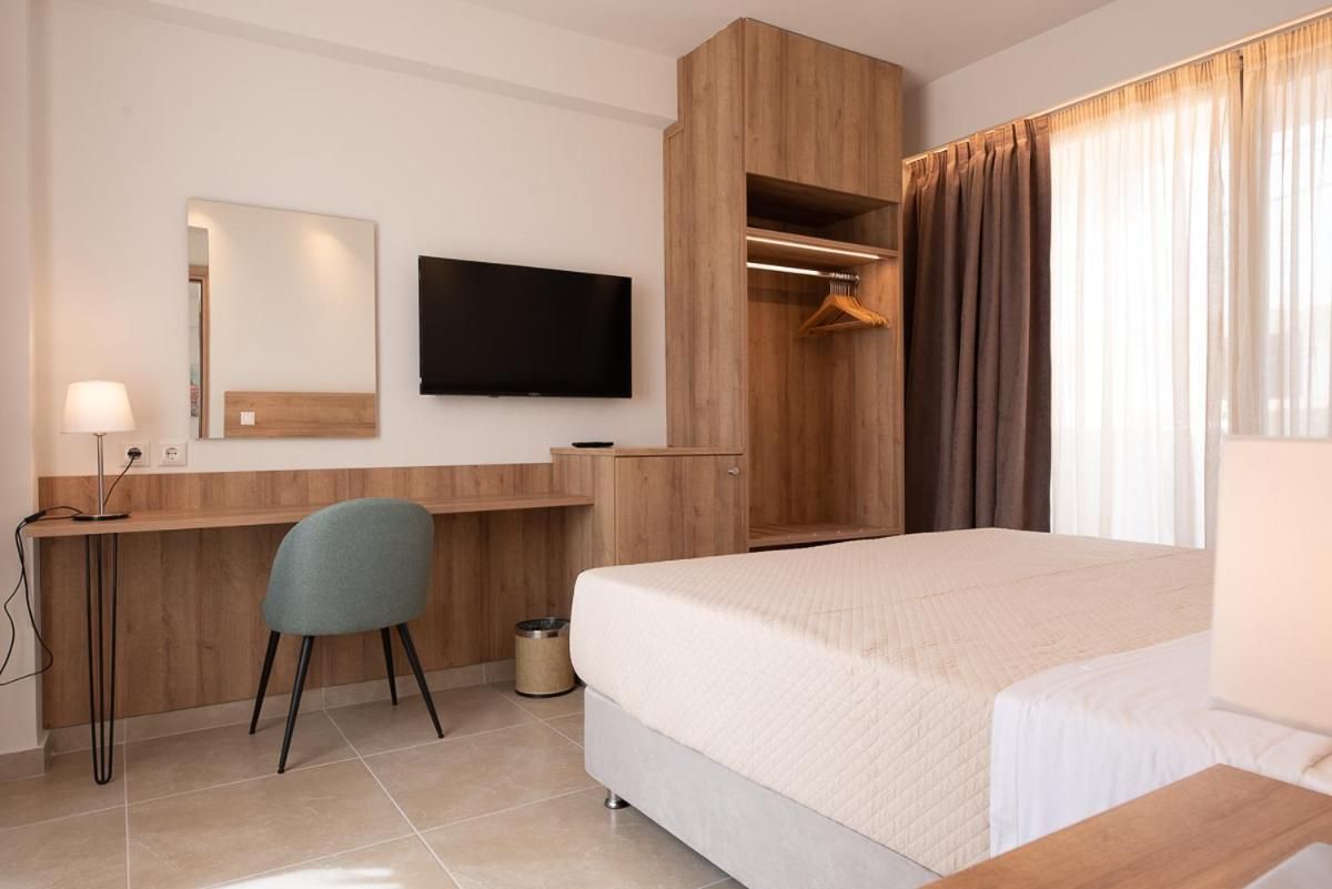 Quadruple Room with Terrace