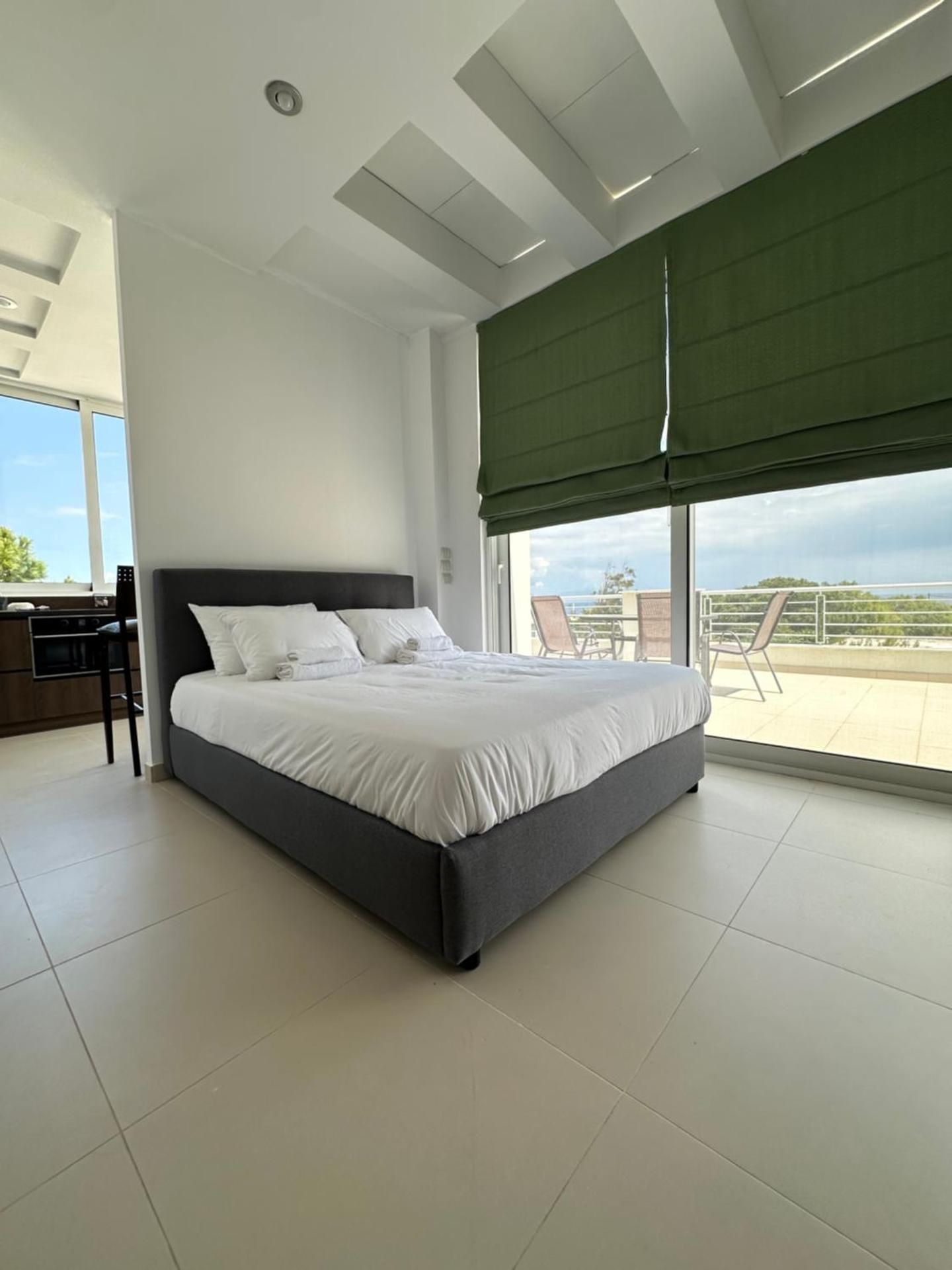 Studio Apartment with Sea View