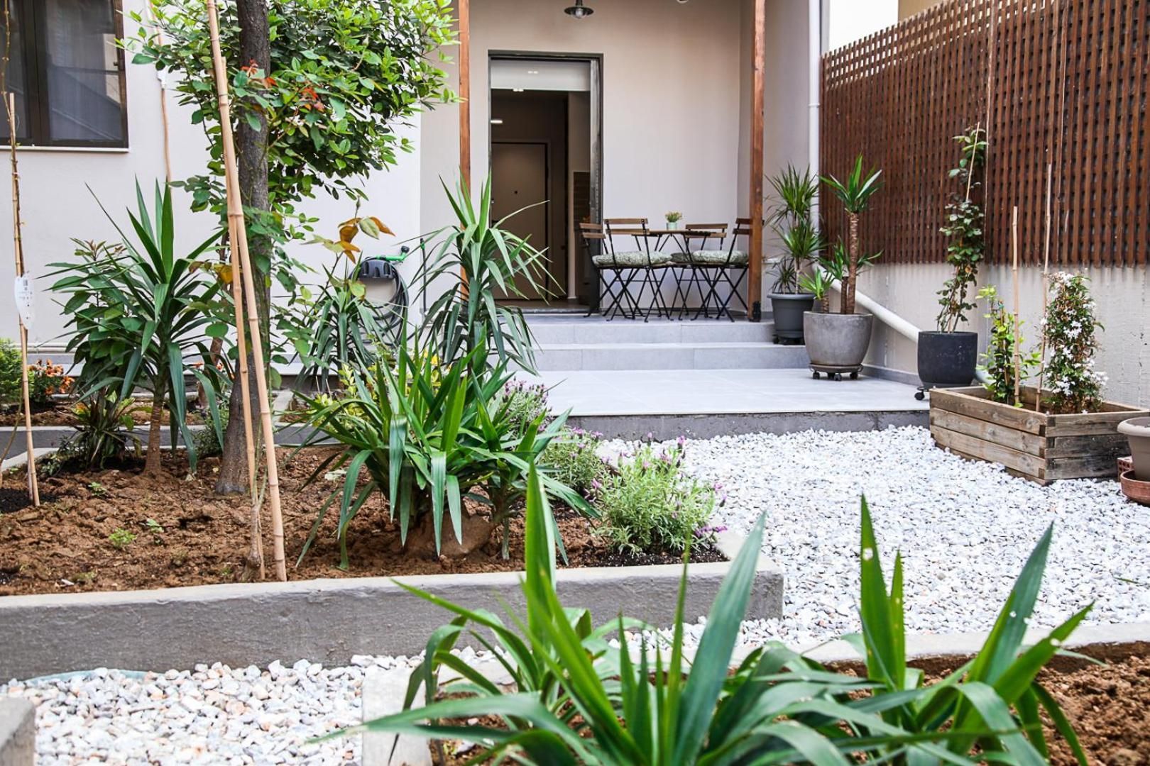Caravin Wanderhome Nea Ionia, 5 min from Metro station