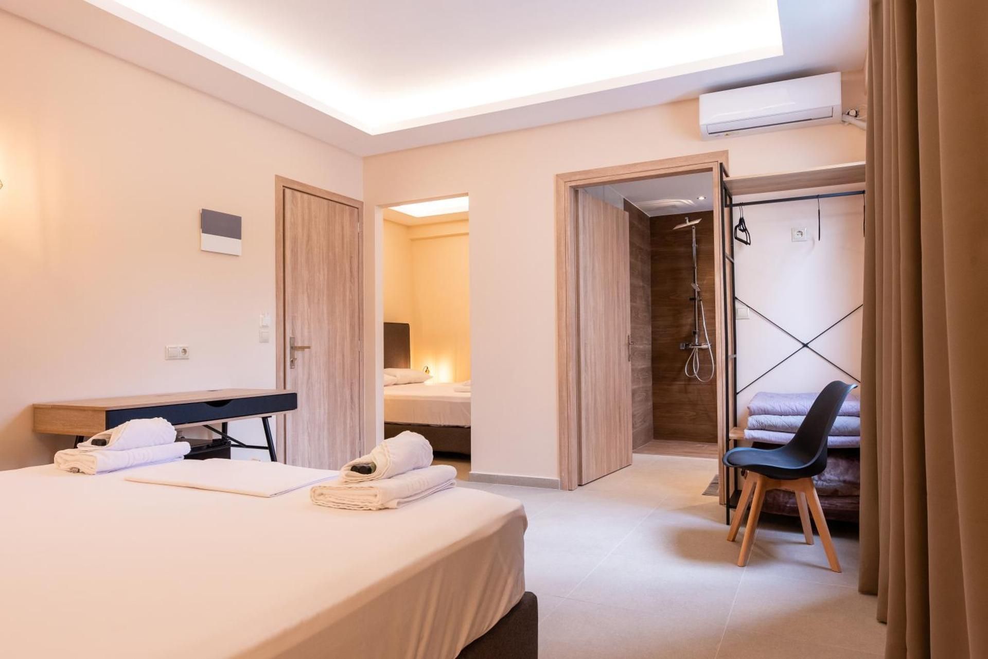 Deluxe Quadruple Room