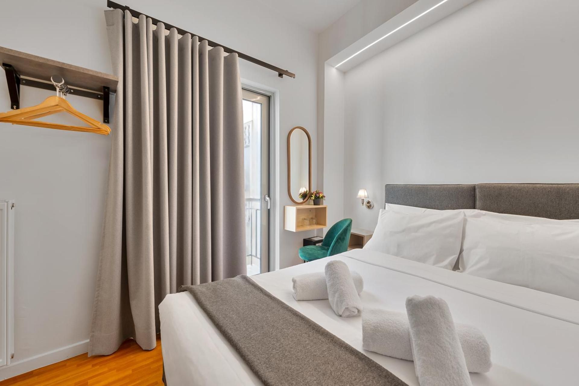 Hotel Adonis