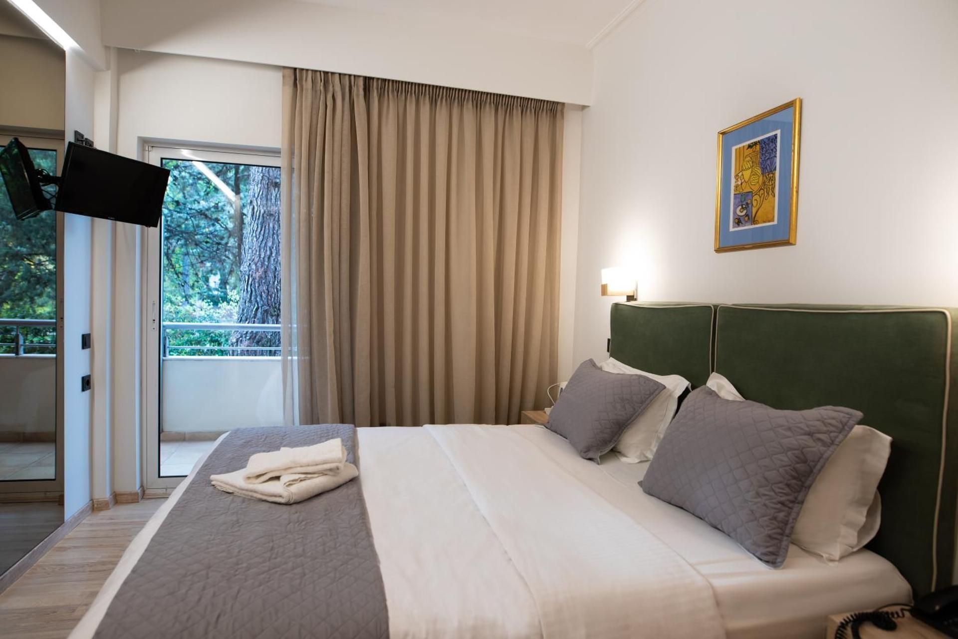 Superior Twin Room with Garden View