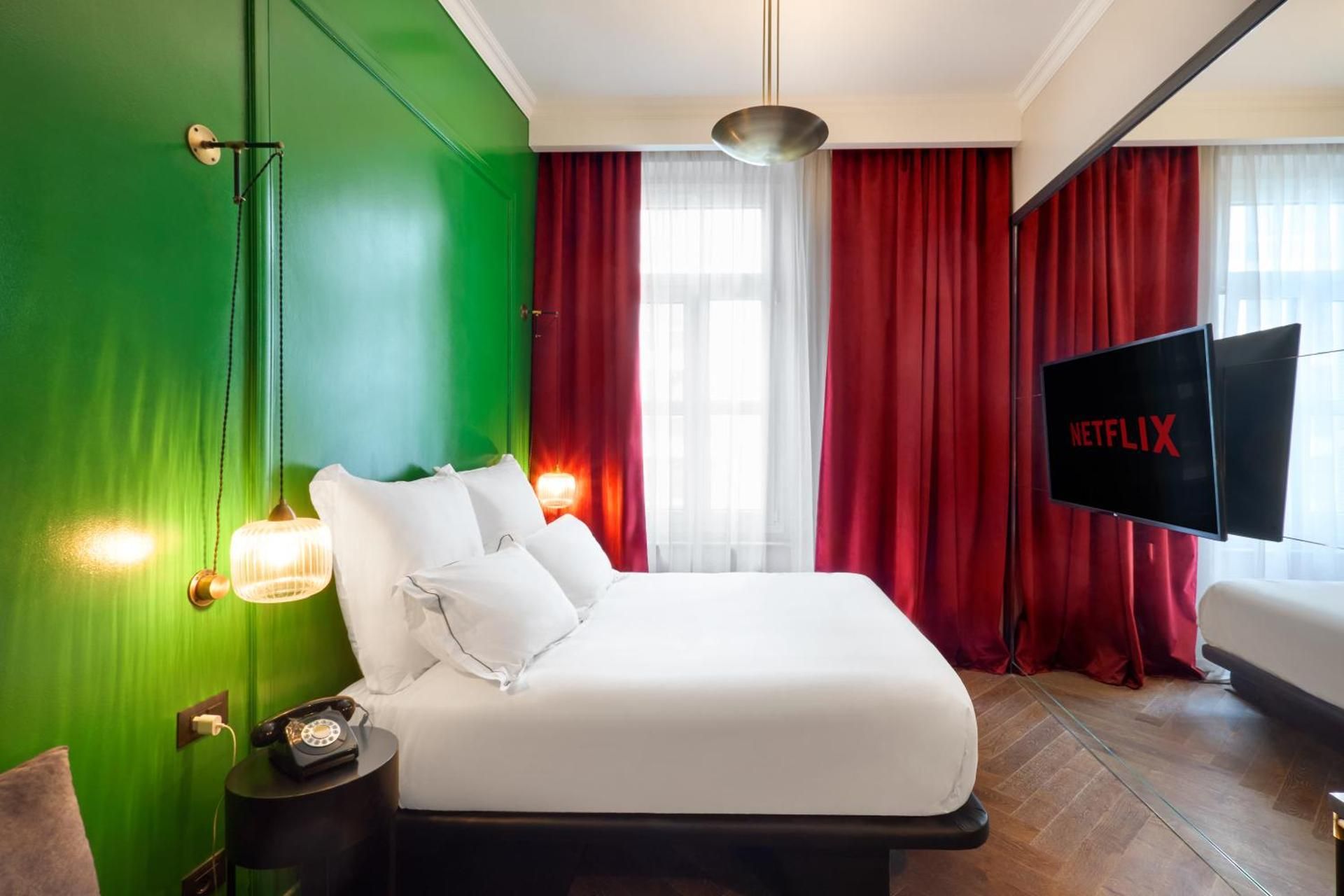 Chic Room