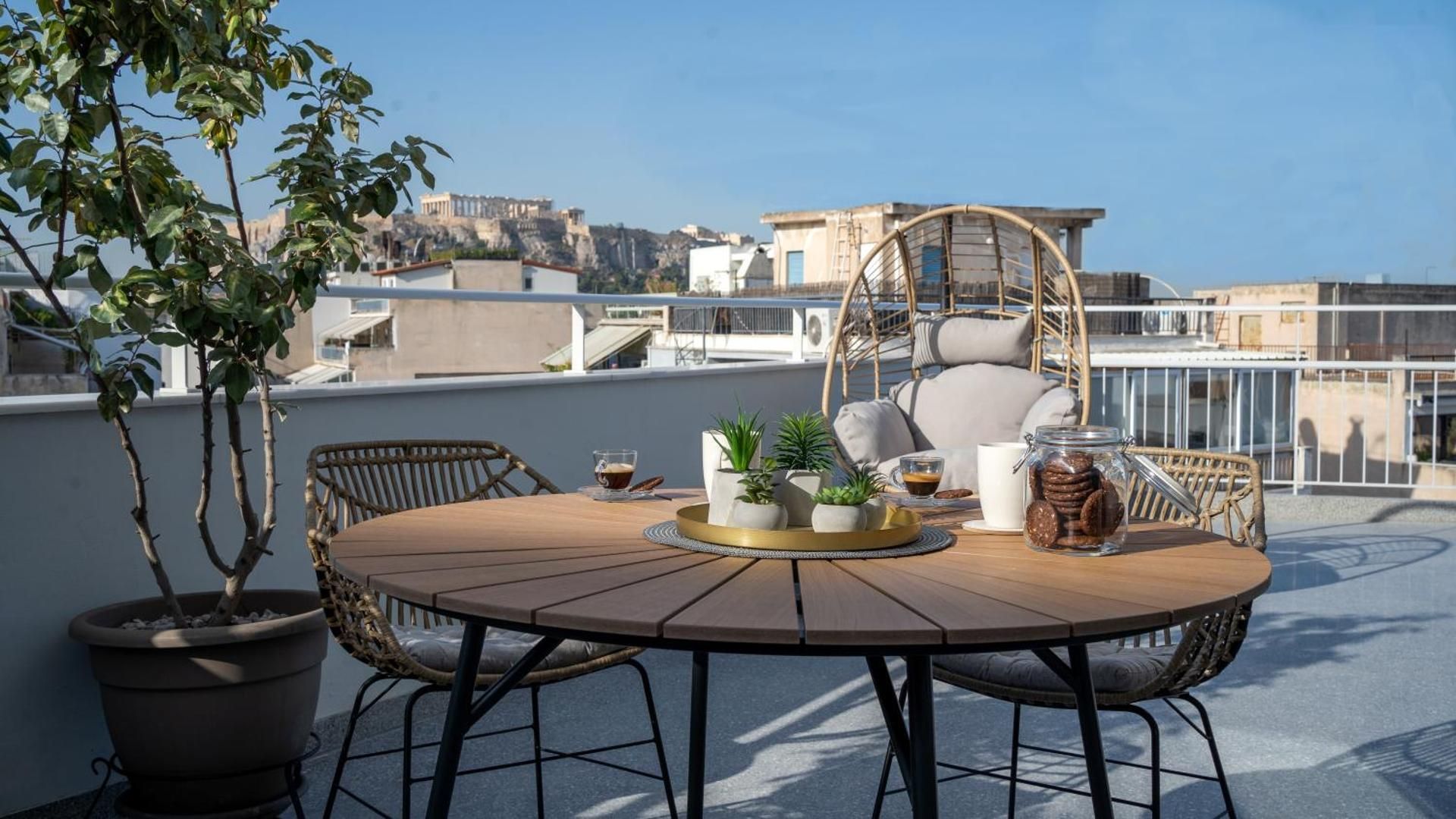 Studio with Terrace