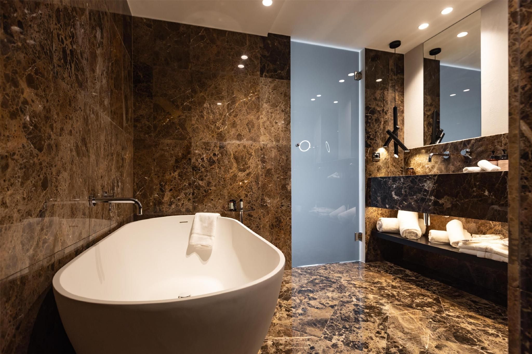 King Grand Suite With Terrace And Whirlpool