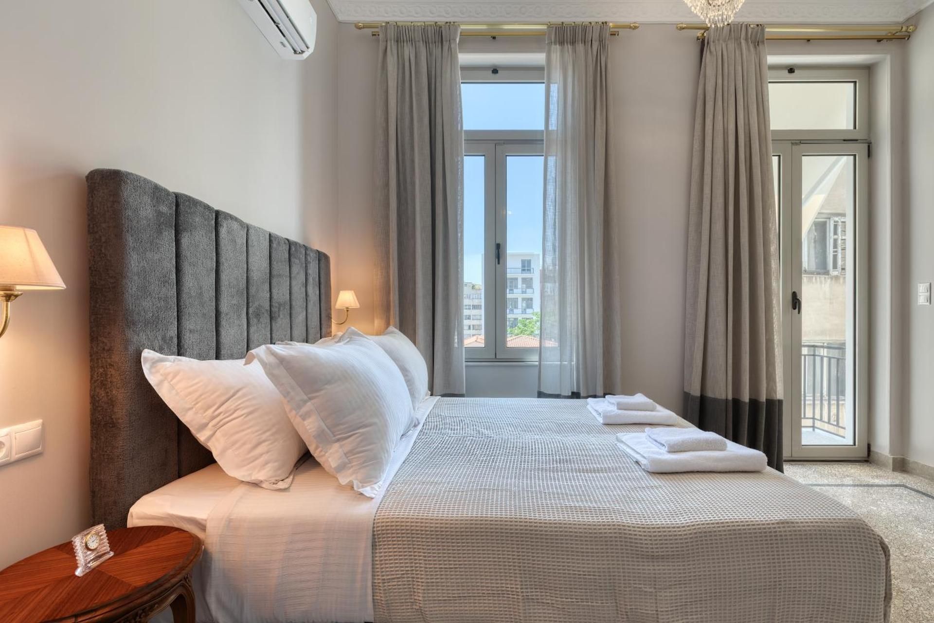 Armonia Deluxe Two-Bedroom Apartment