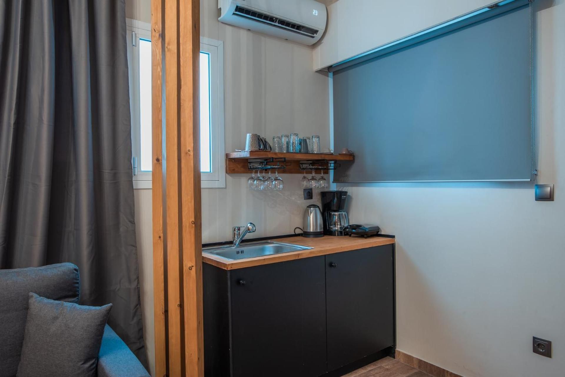 NOHO Boutique , premium living Lazeon 7 Luxury Suite with Spa Bath 3