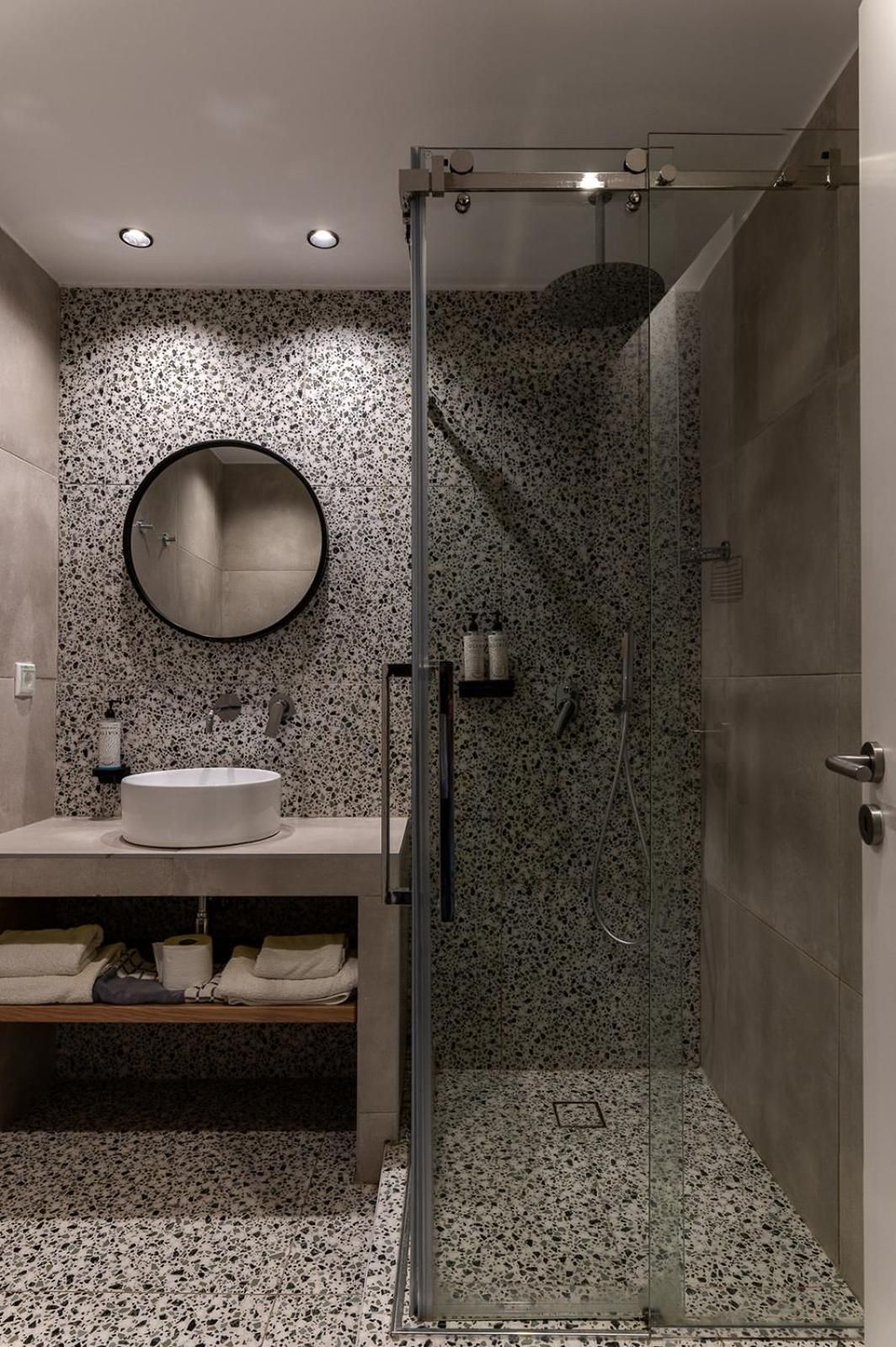 GREA Ardittos Apartment with Balcony 2