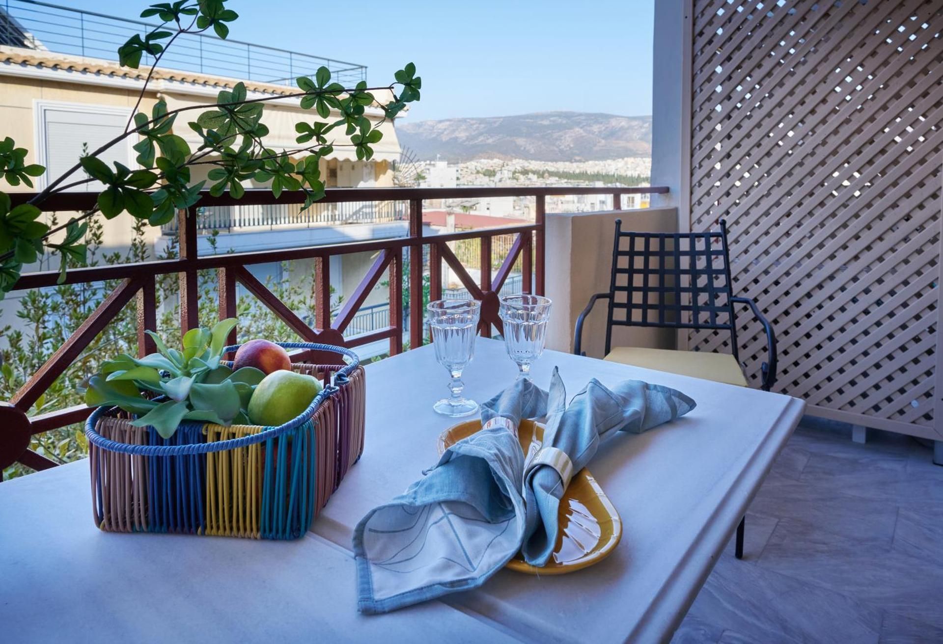 Superior Apartment with City View