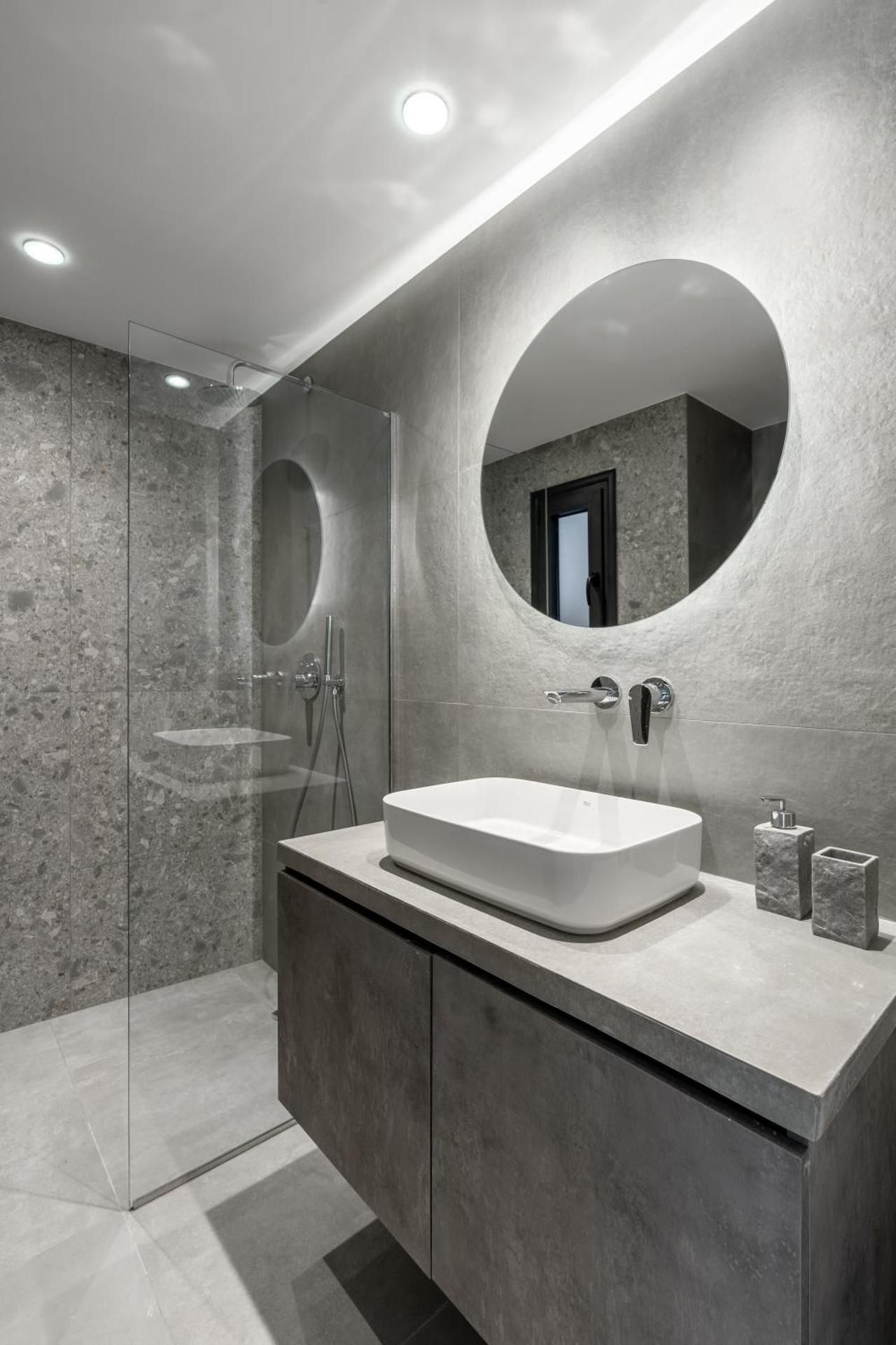 Family Two-Bedroom Apartment with View