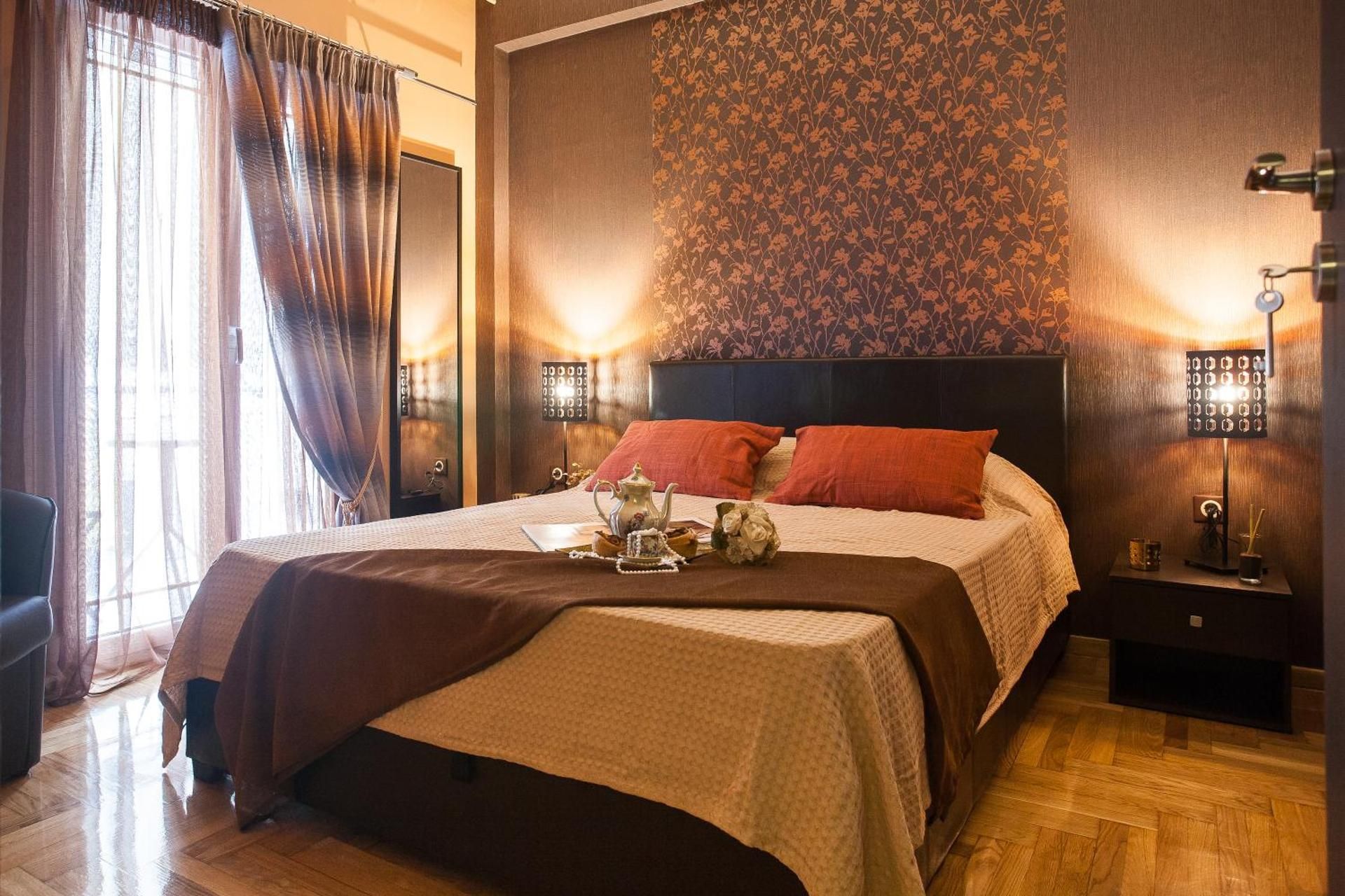 Double Room with Shared Bathroom
