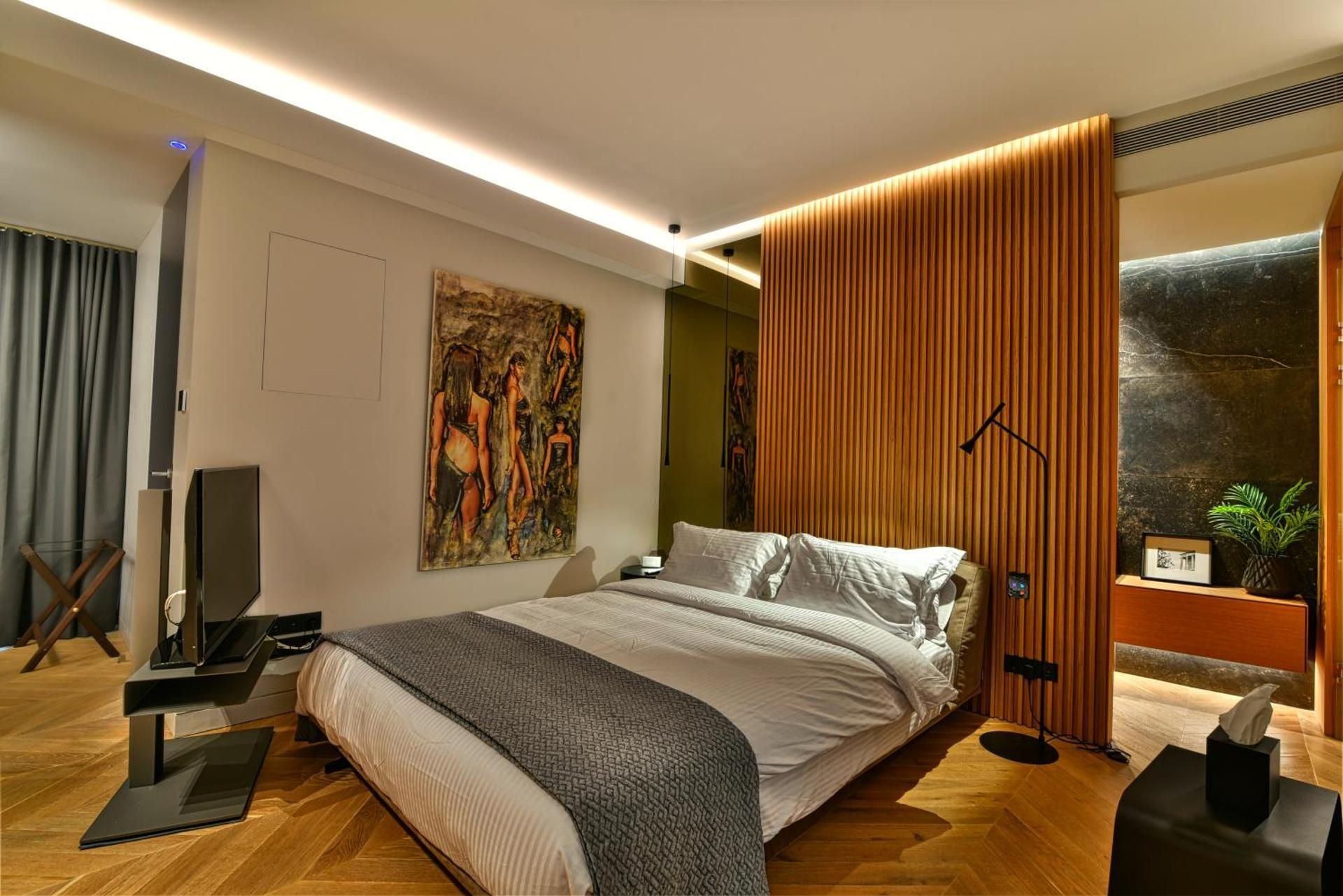 Superior Suite