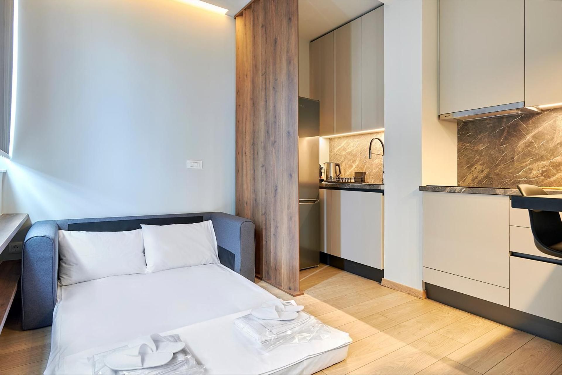 One-Bedroom Apartment