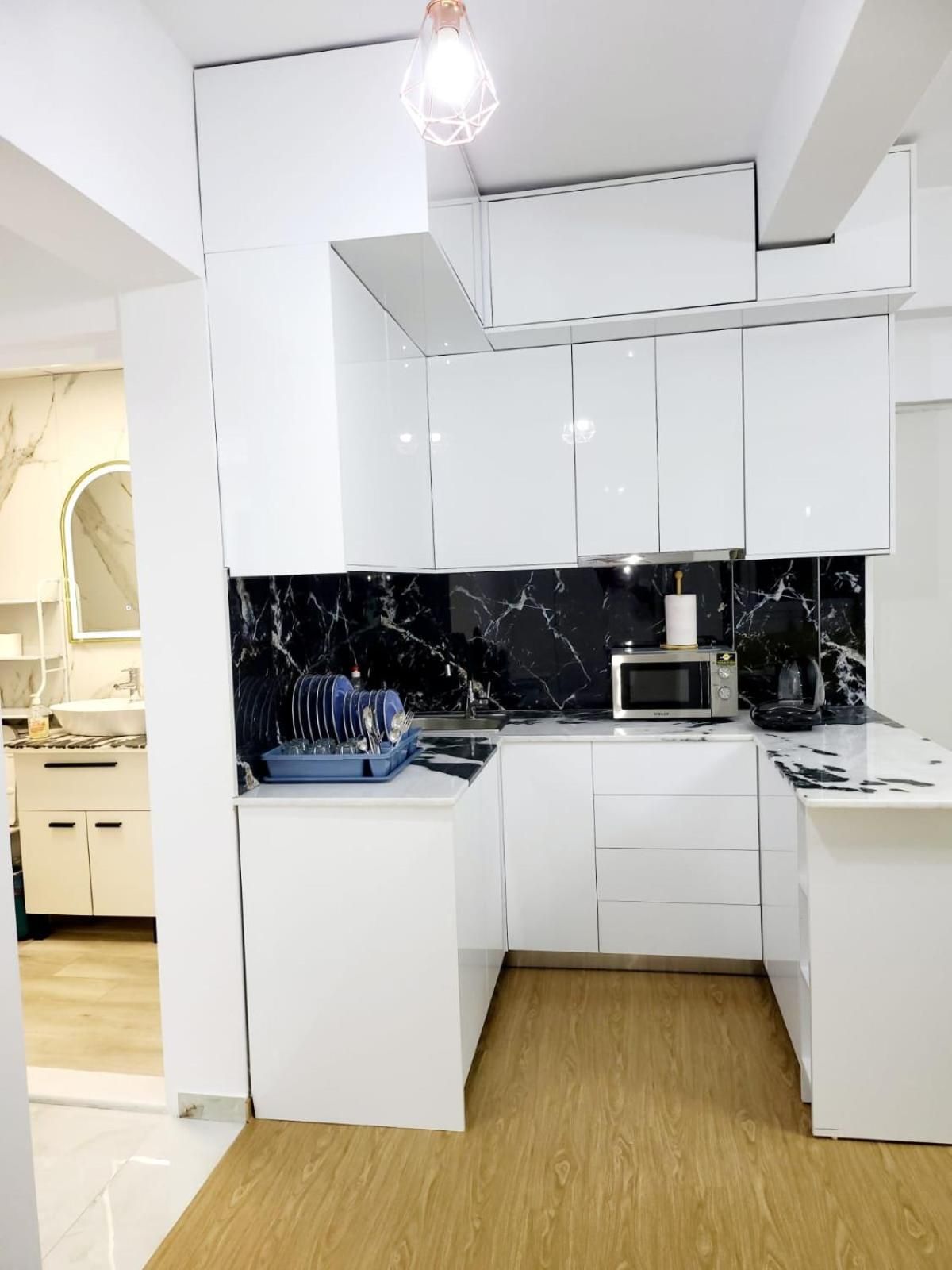 Superior One-Bedroom Apartment